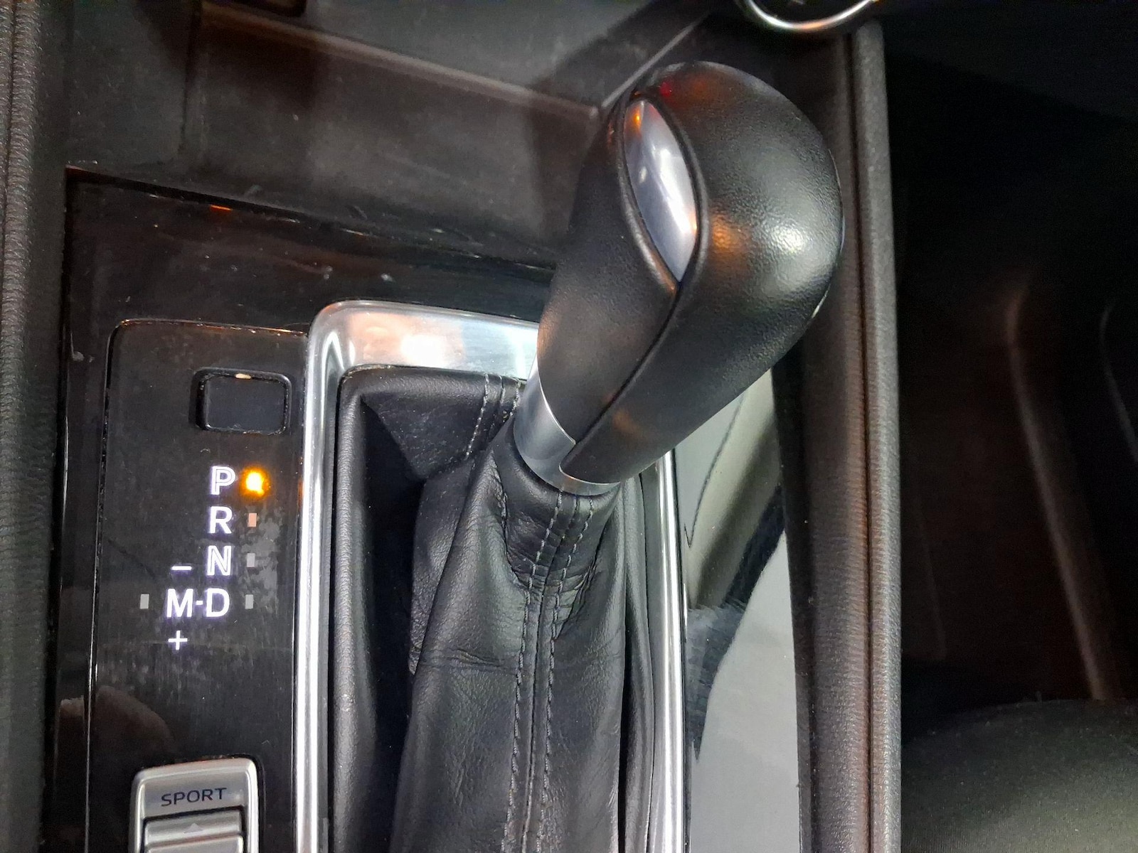 2021 Mazda CX-5 Sport - Photo 17