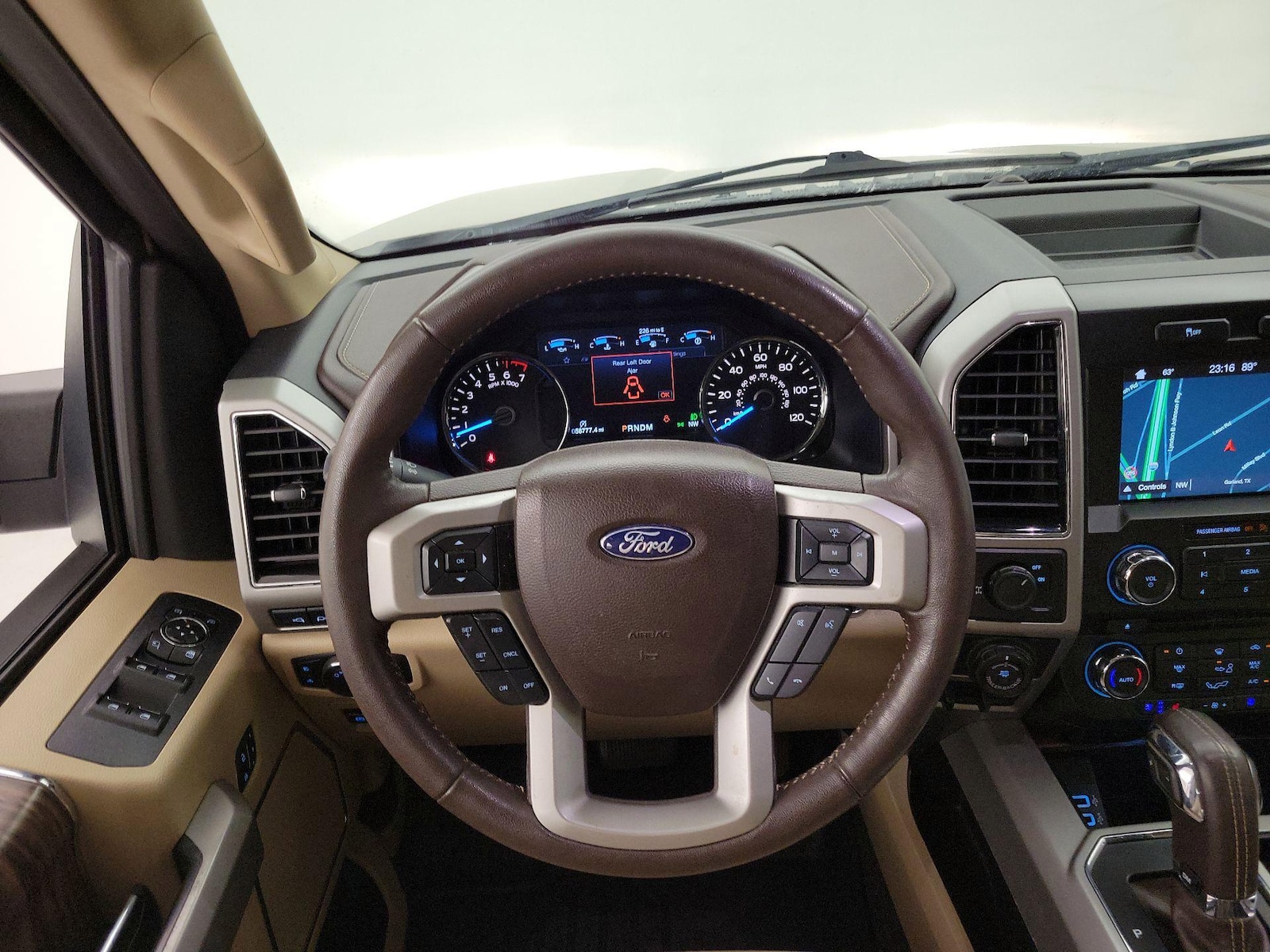 2018 Ford F-150 Lariat - Photo 11