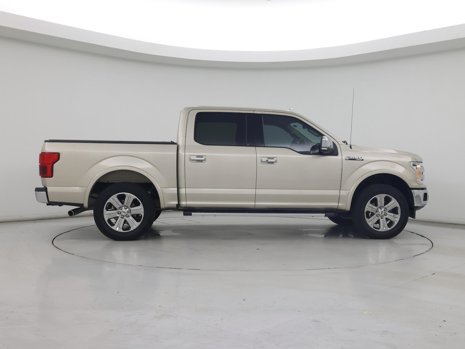 2018 Ford F-150 Lariat - Photo 8