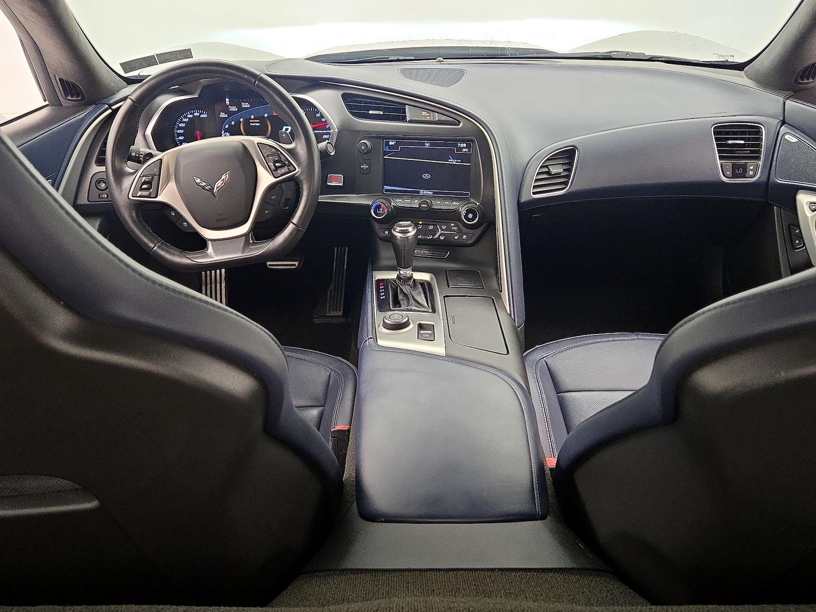 2016 Chevrolet Corvette 3LT - Photo 10