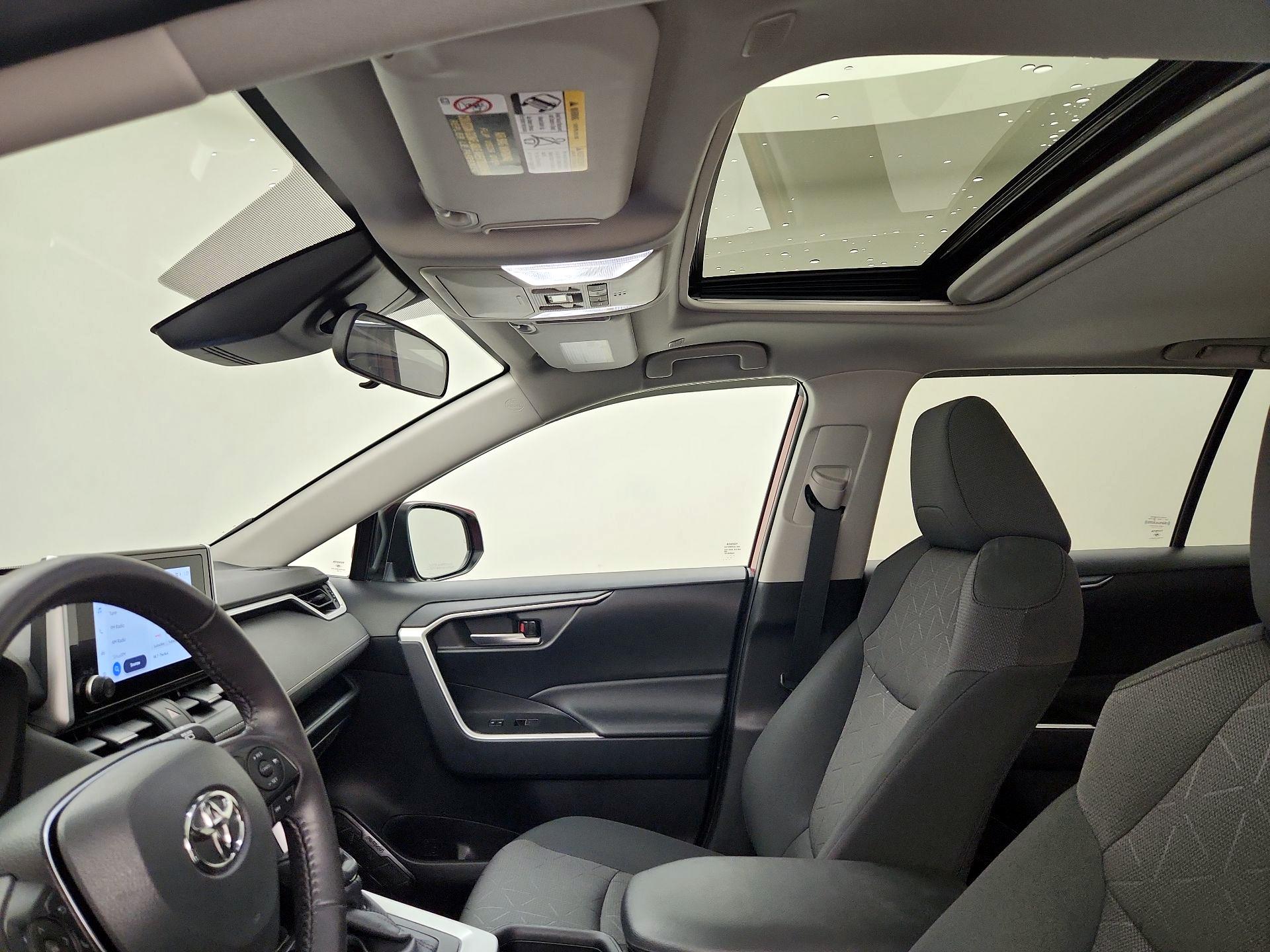 Thumbnail: 2023 Toyota RAV4 - 19