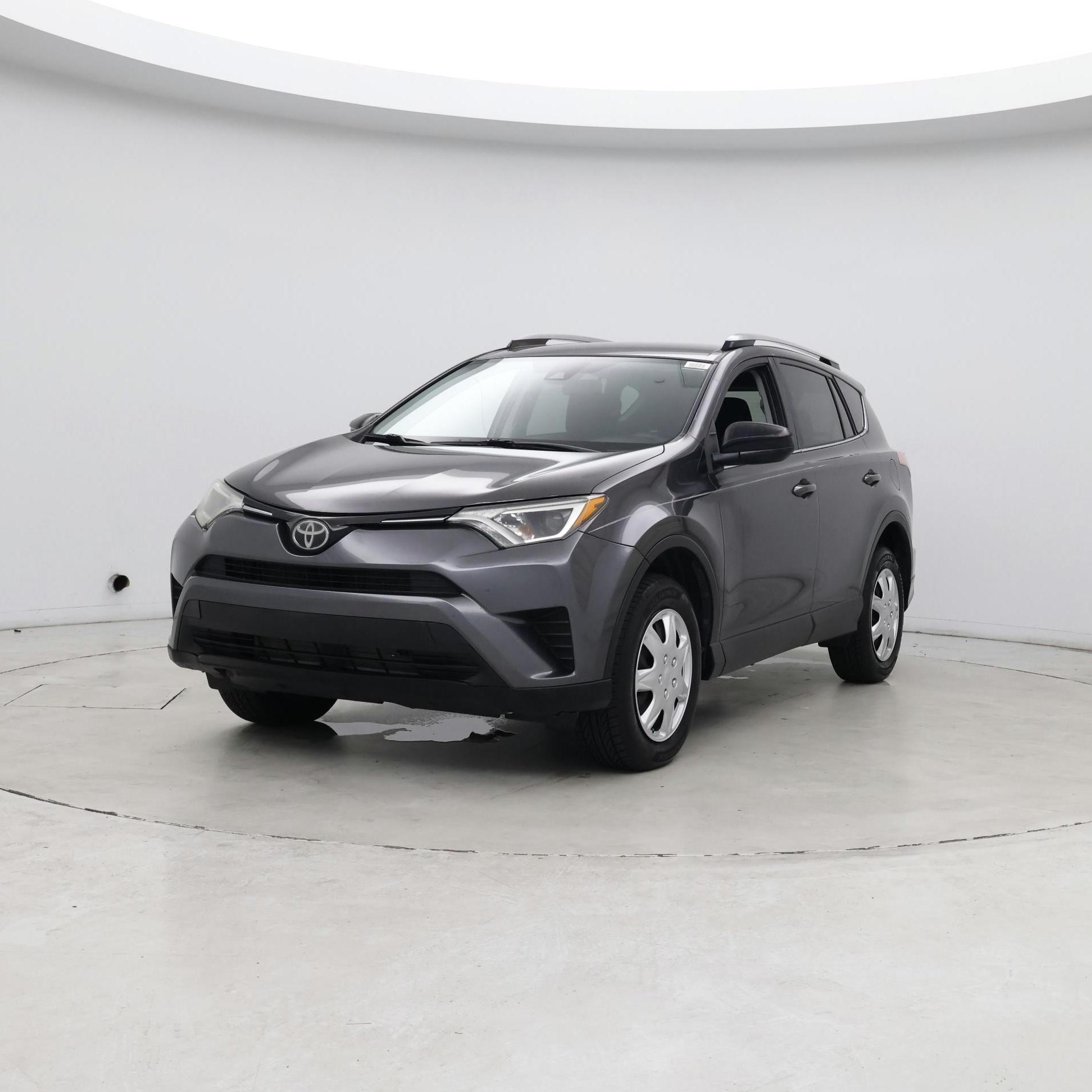 Thumbnail: 2017 Toyota RAV4 - 4