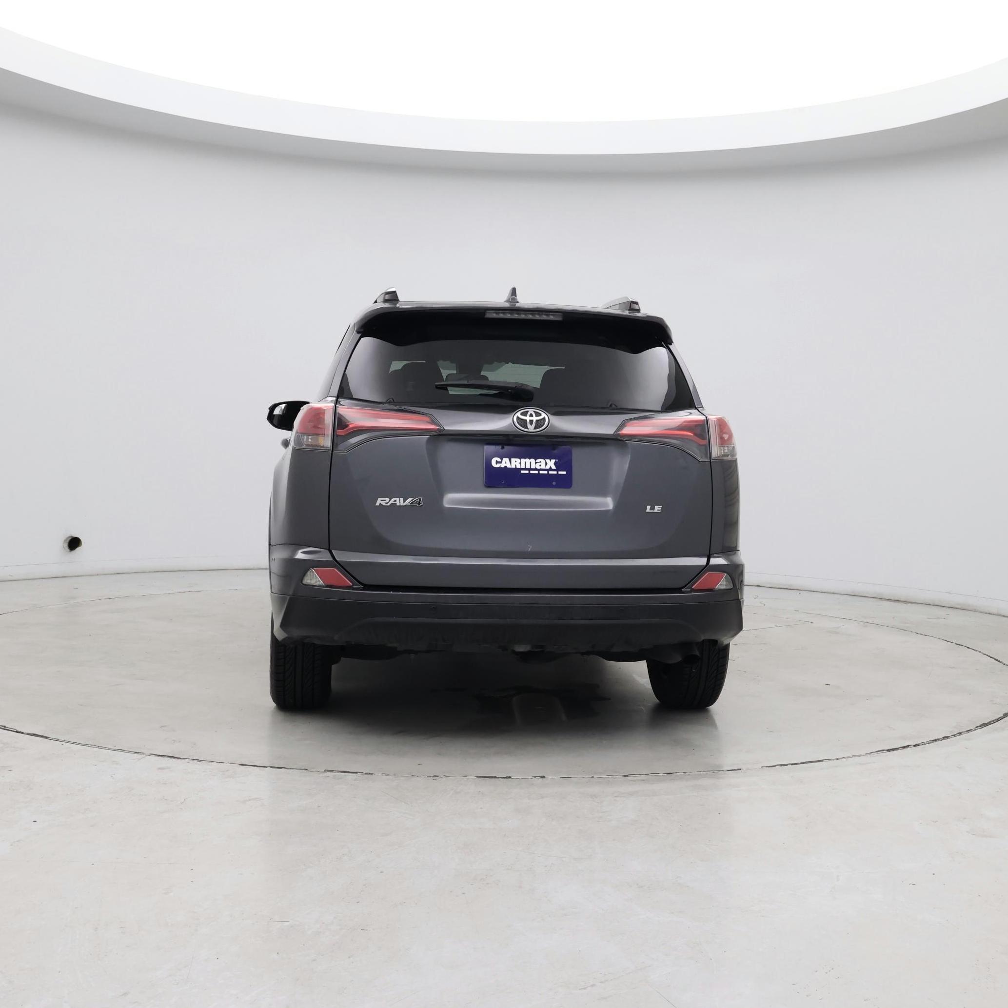 Thumbnail: 2017 Toyota RAV4 - 6