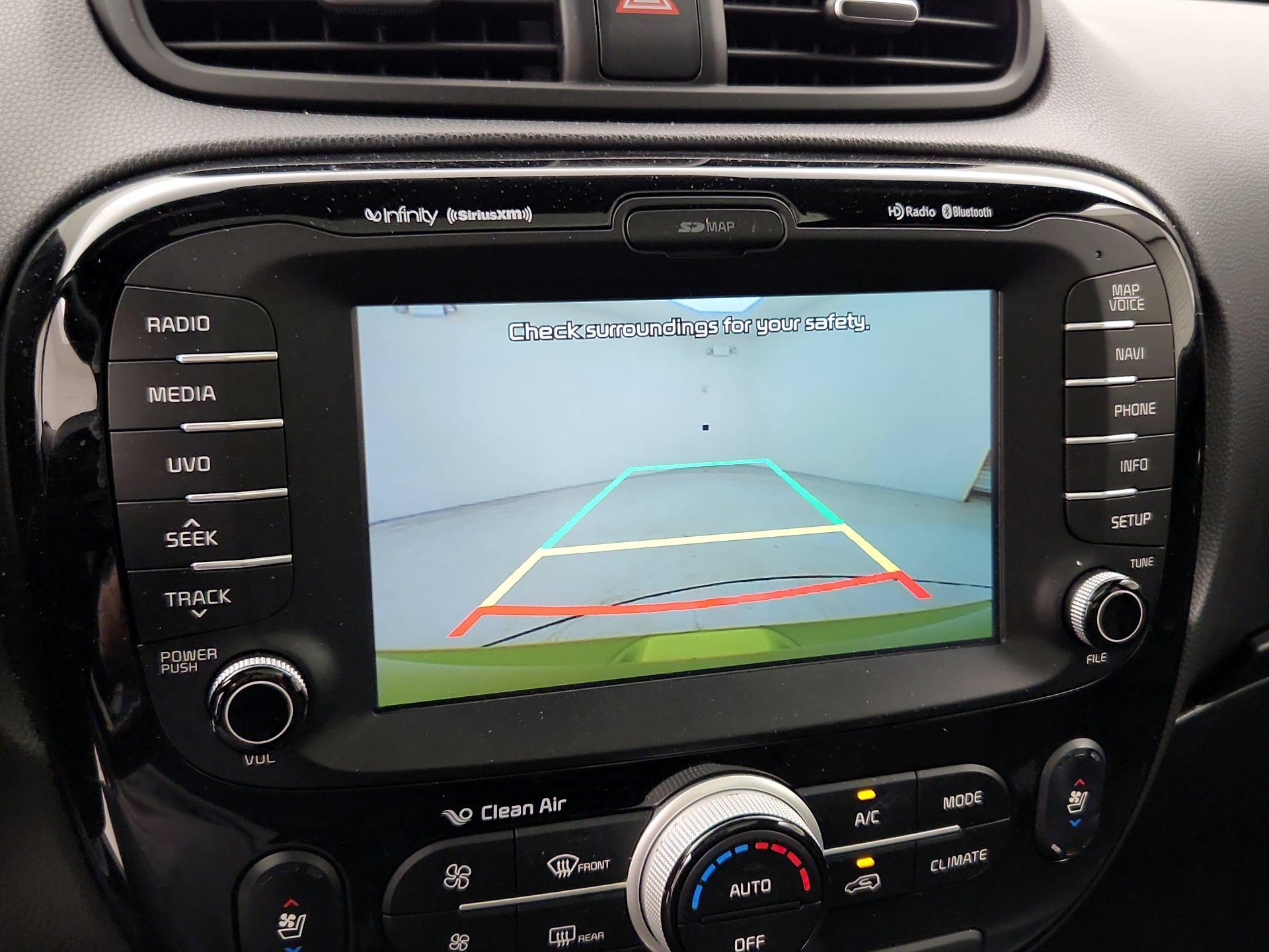Thumbnail: 2015 Kia Soul - 14