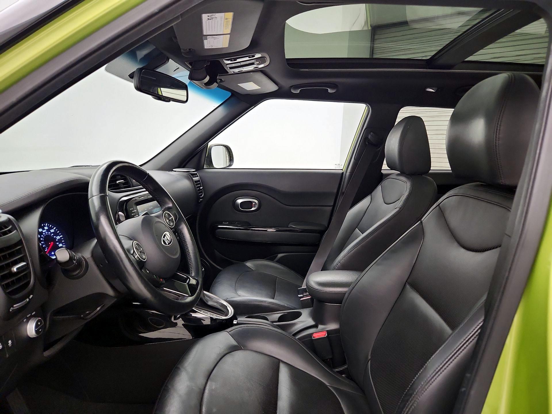 Thumbnail: 2015 Kia Soul - 19