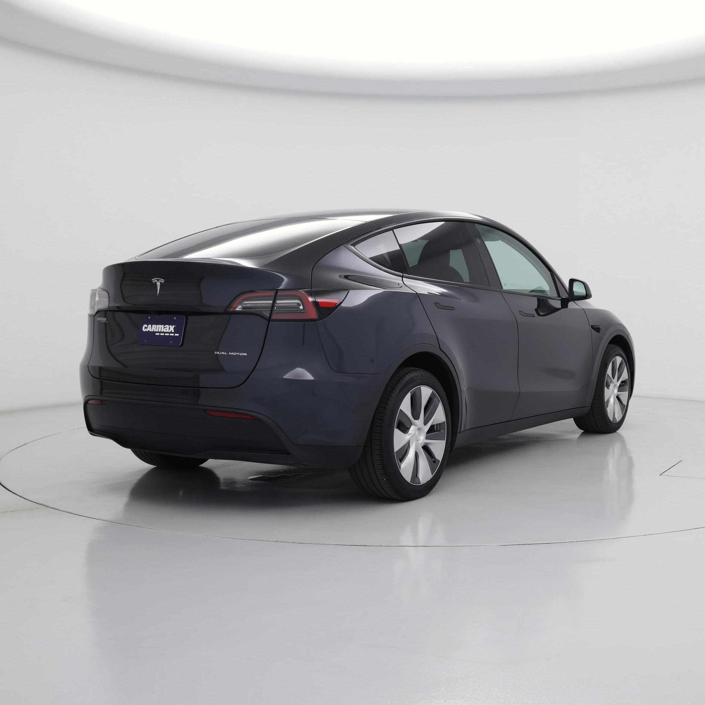 Thumbnail: 2024 Tesla Model Y - 8