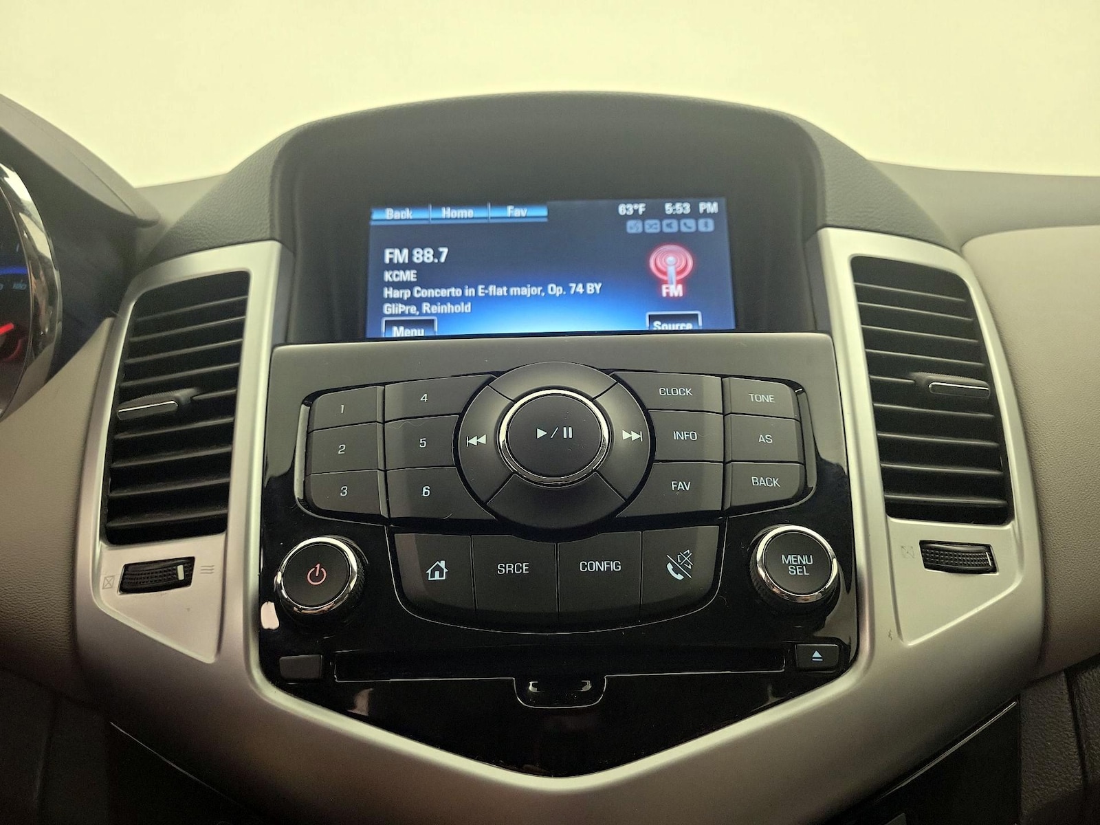 2016 Chevrolet Cruze Limited 1LT - Photo 16