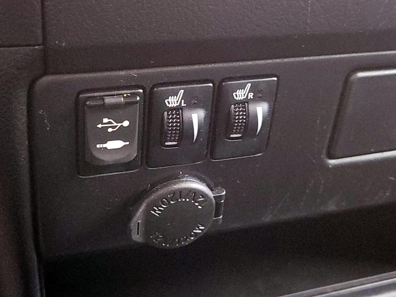 2017 Toyota Sienna SE - Photo 19