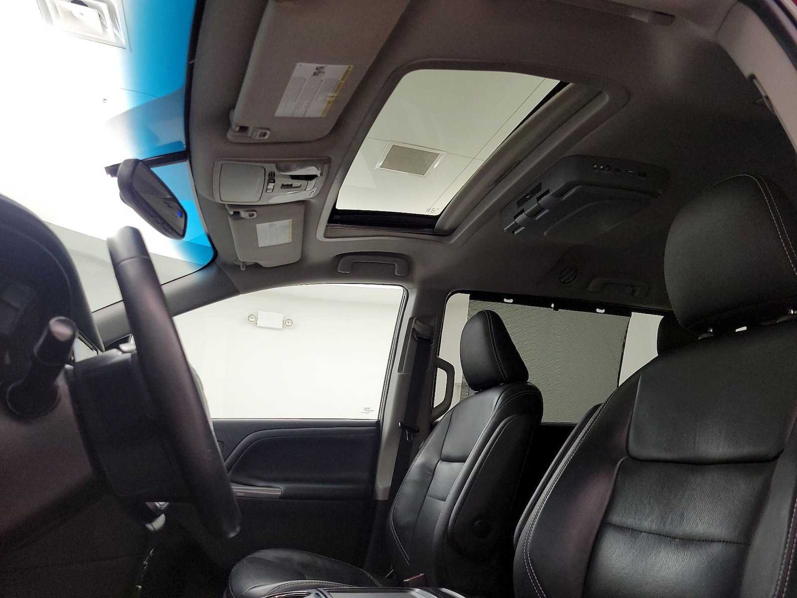2017 Toyota Sienna SE - Photo 20