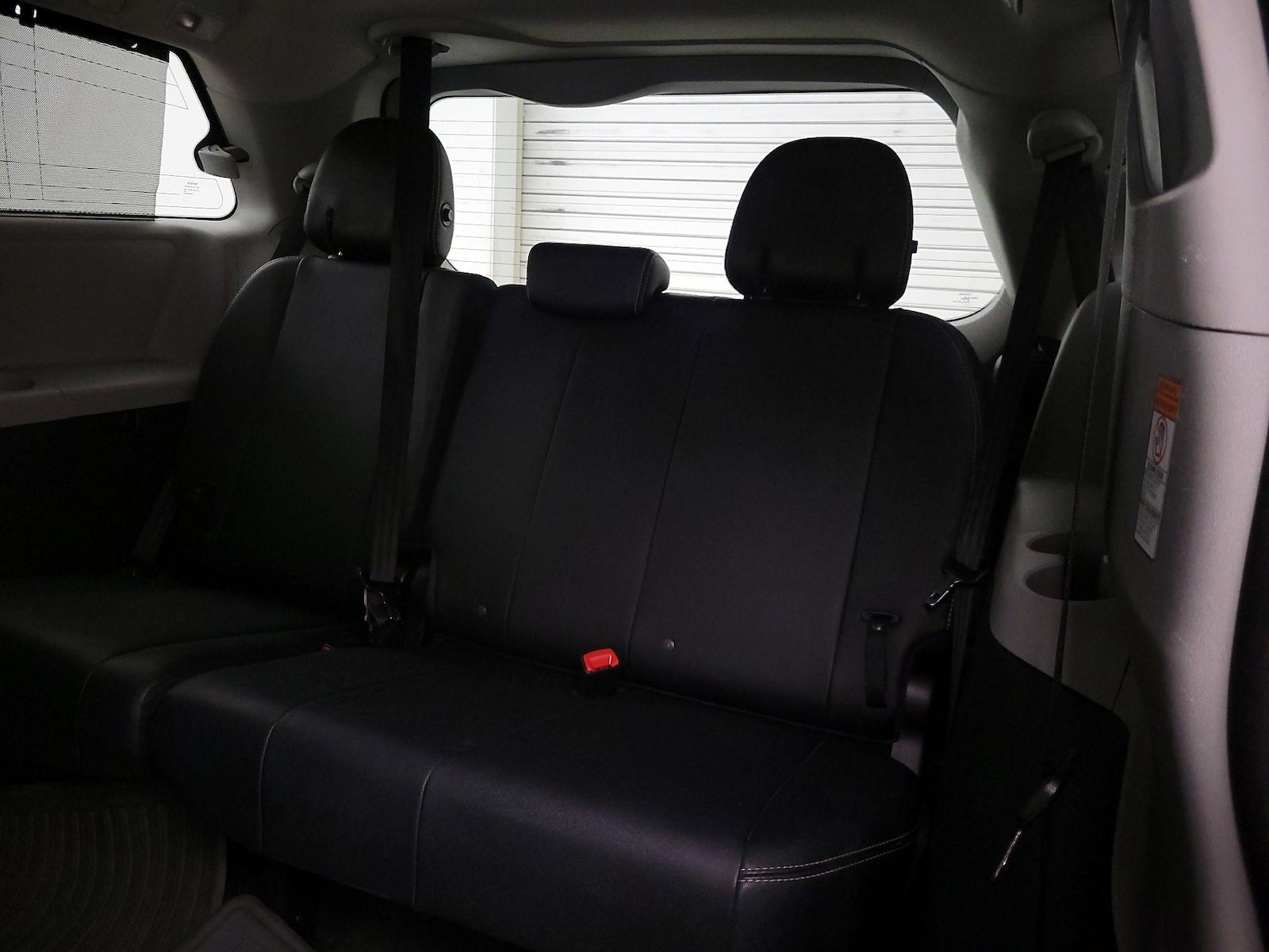 2017 Toyota Sienna SE - Photo 22