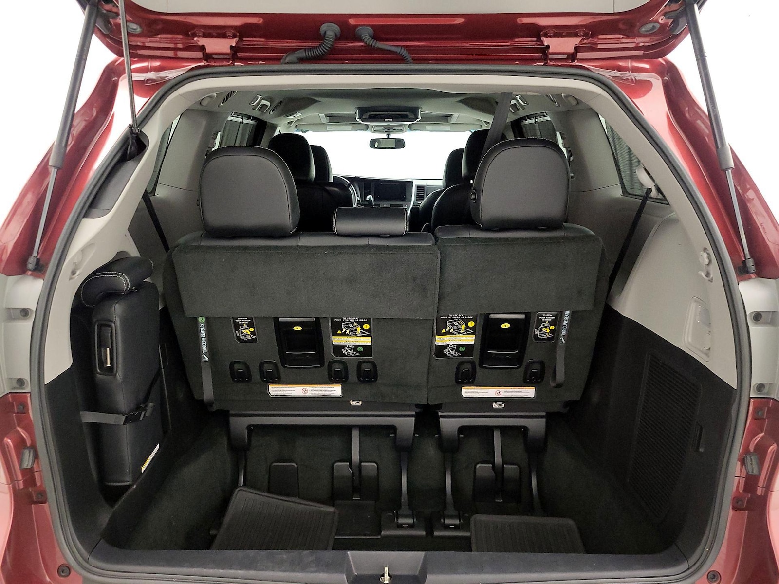 2017 Toyota Sienna SE - Photo 23