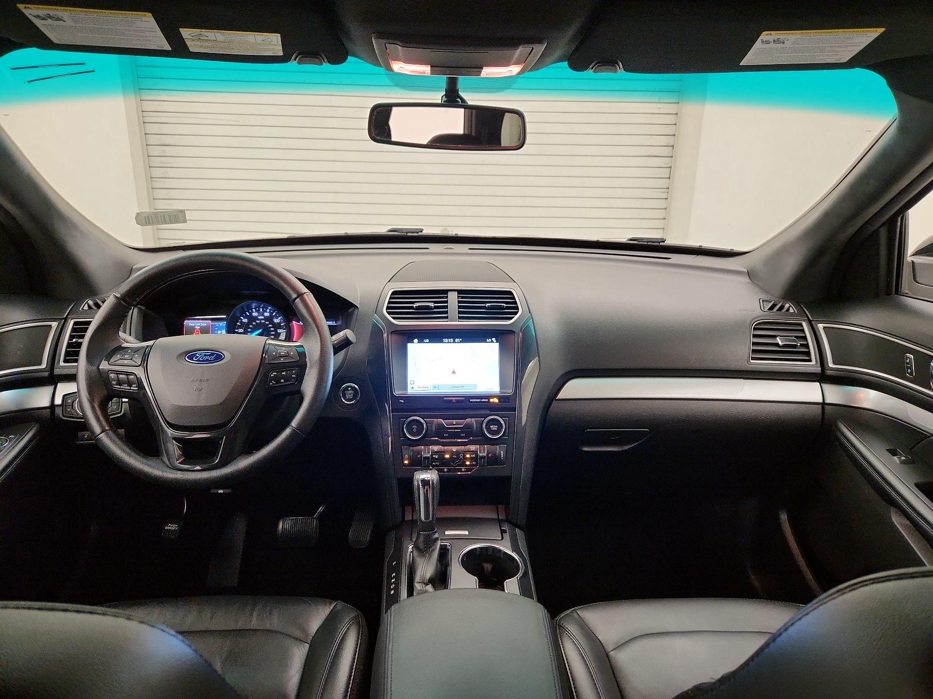 Thumbnail: 2017 Ford Explorer - 9