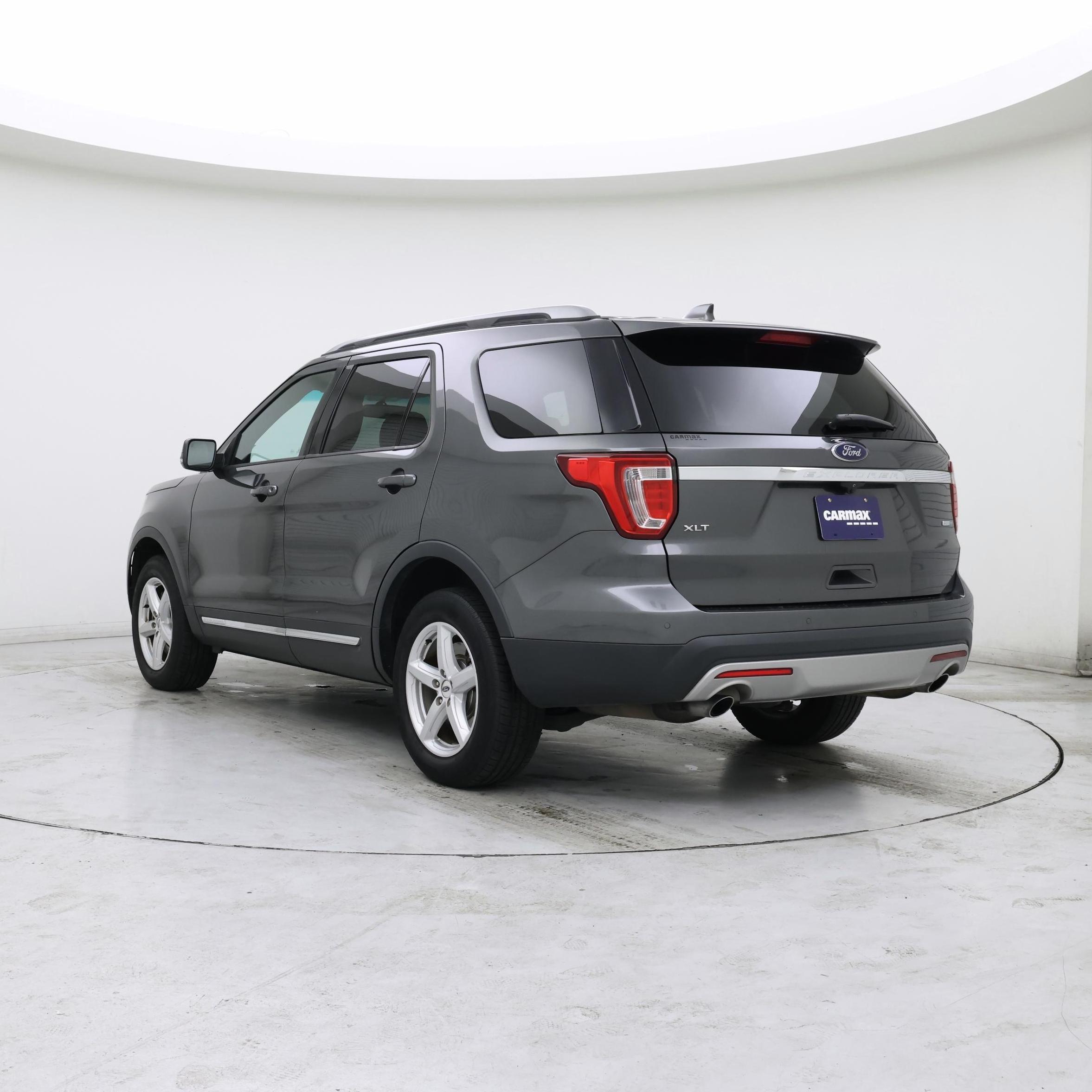 Thumbnail: 2017 Ford Explorer - 2