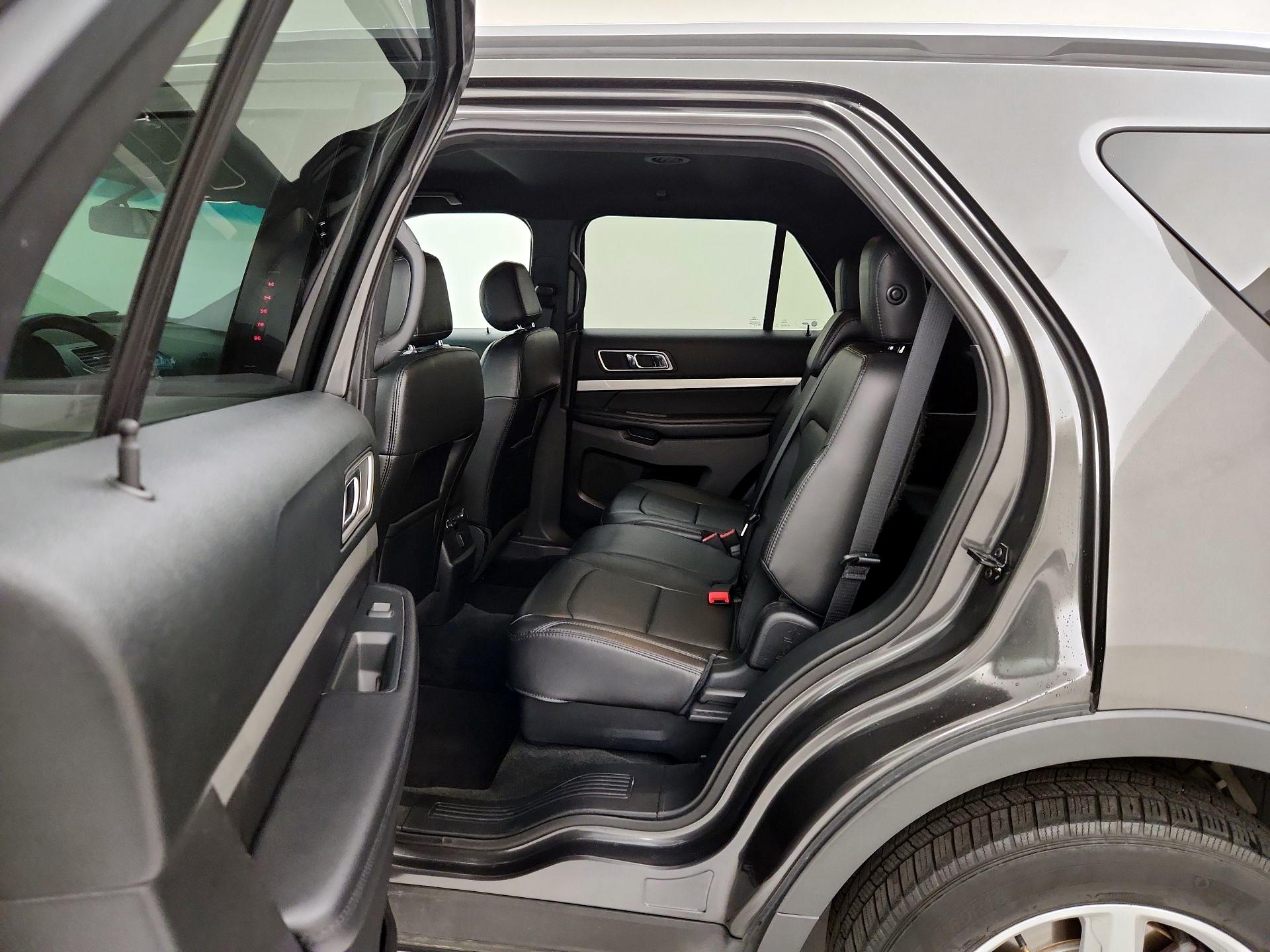 Thumbnail: 2017 Ford Explorer - 20