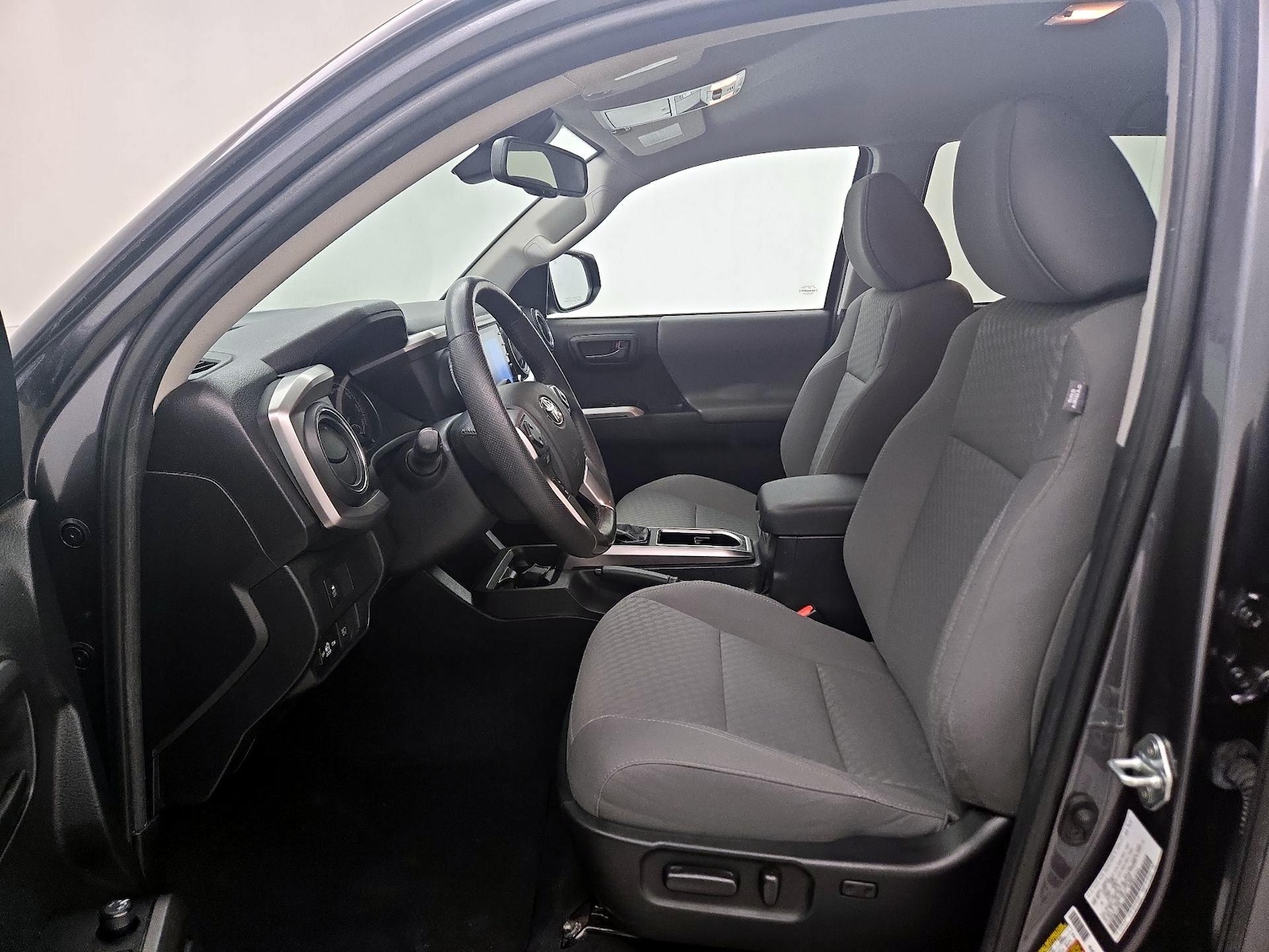 Power Seat(s) & Side Airbags