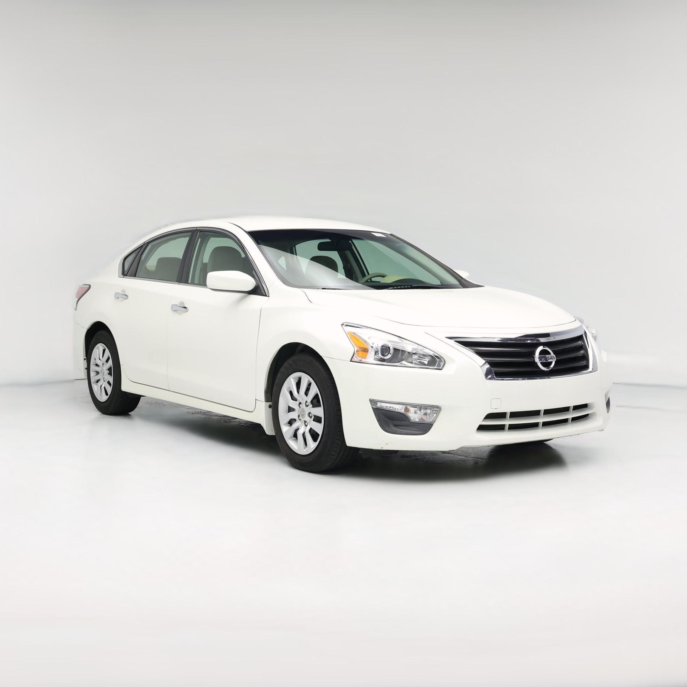 Thumbnail: 2015 Nissan Altima - 1