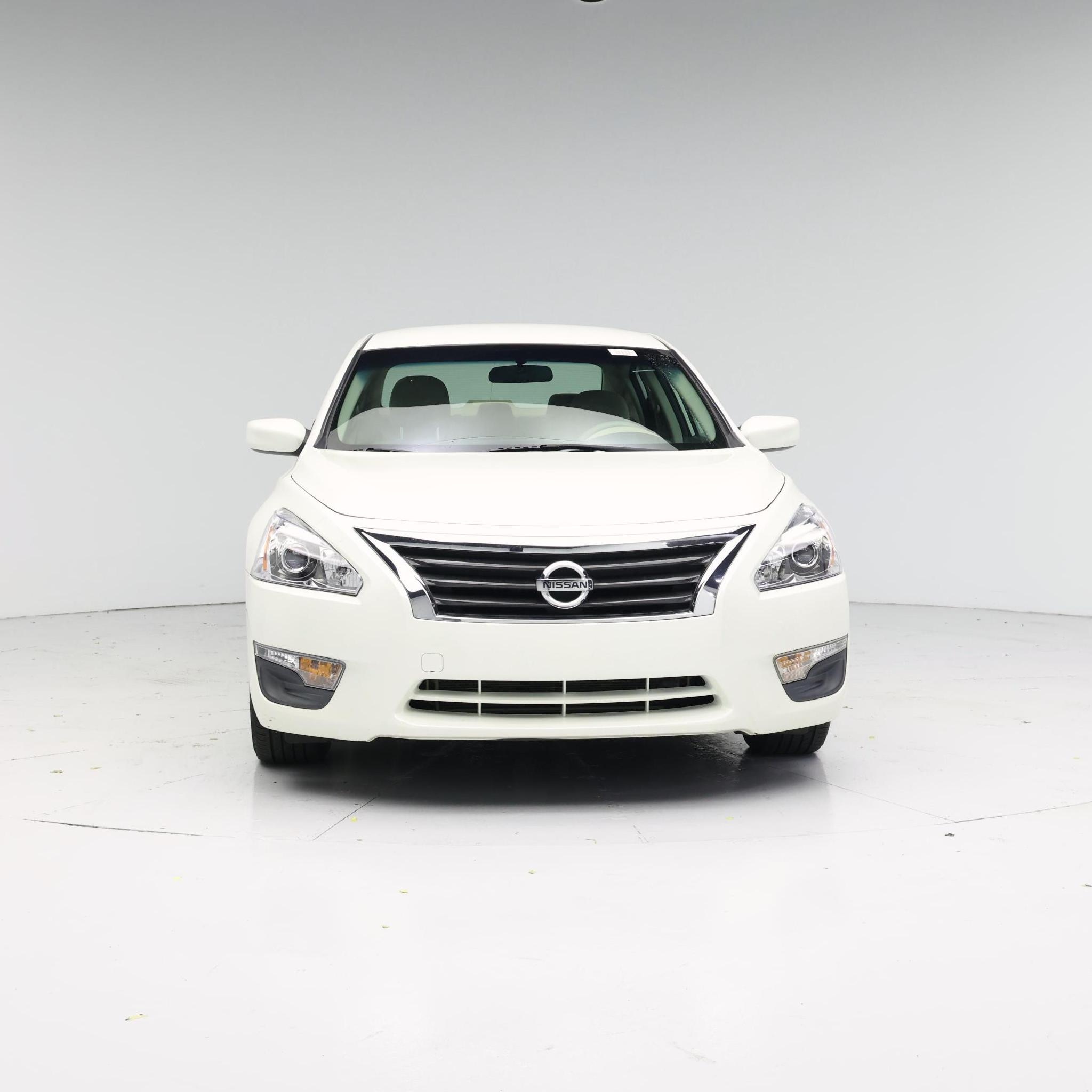 Thumbnail: 2015 Nissan Altima - 5