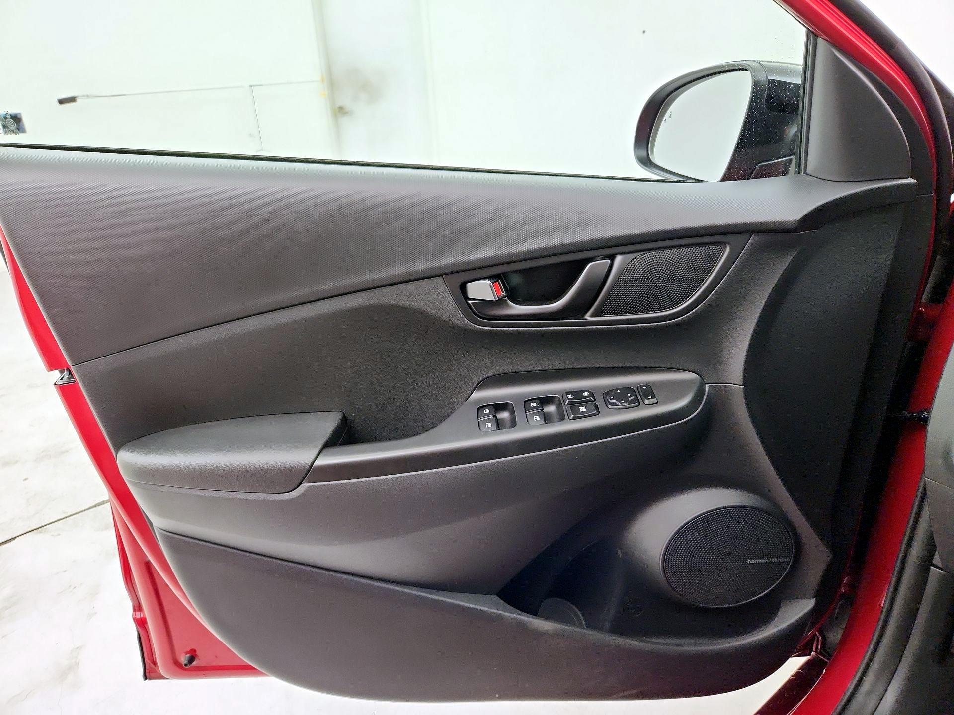 Thumbnail: 2022 Hyundai Kona - 12