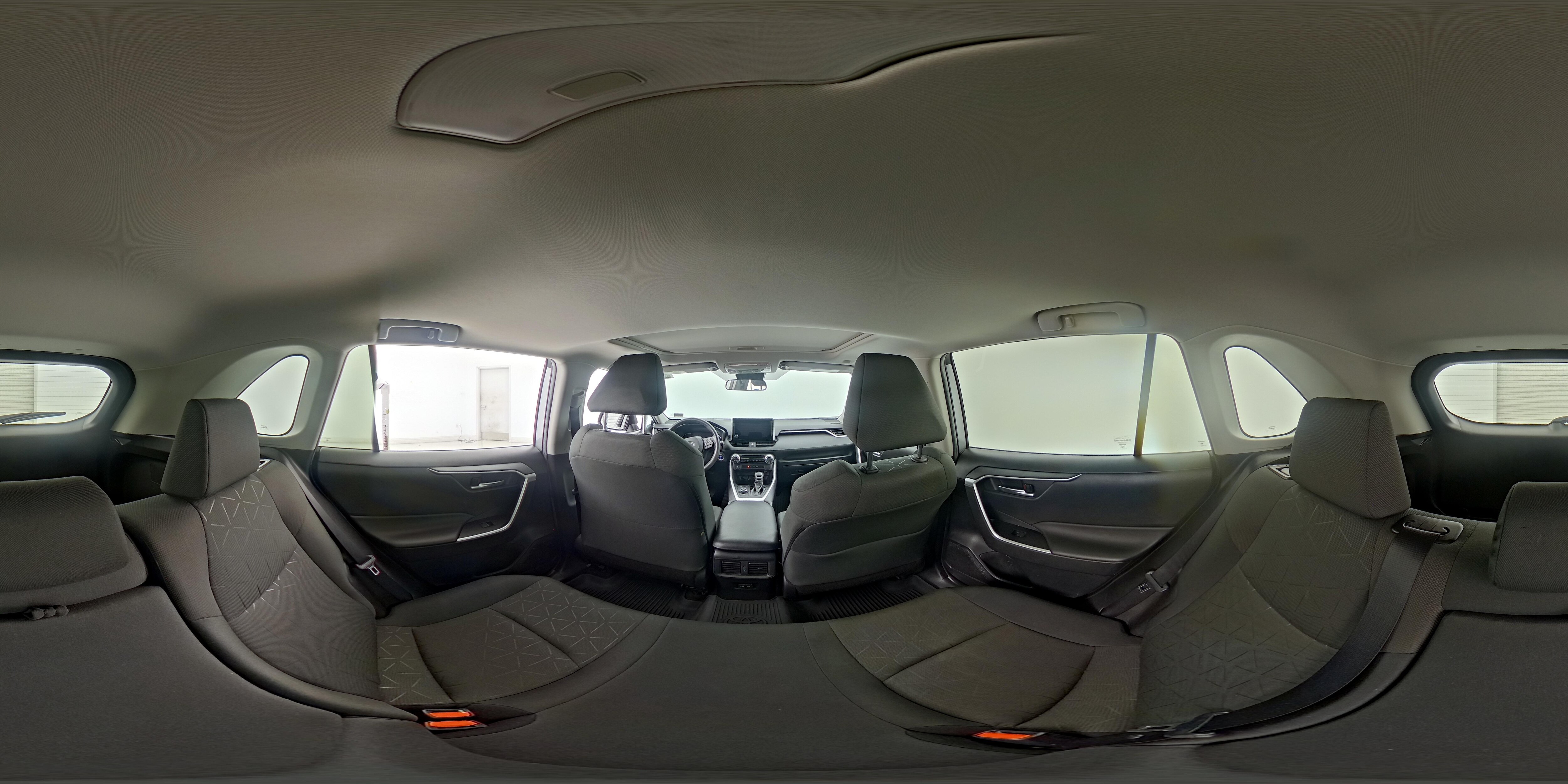 2024 Toyota RAV4 XLE - Photo 26