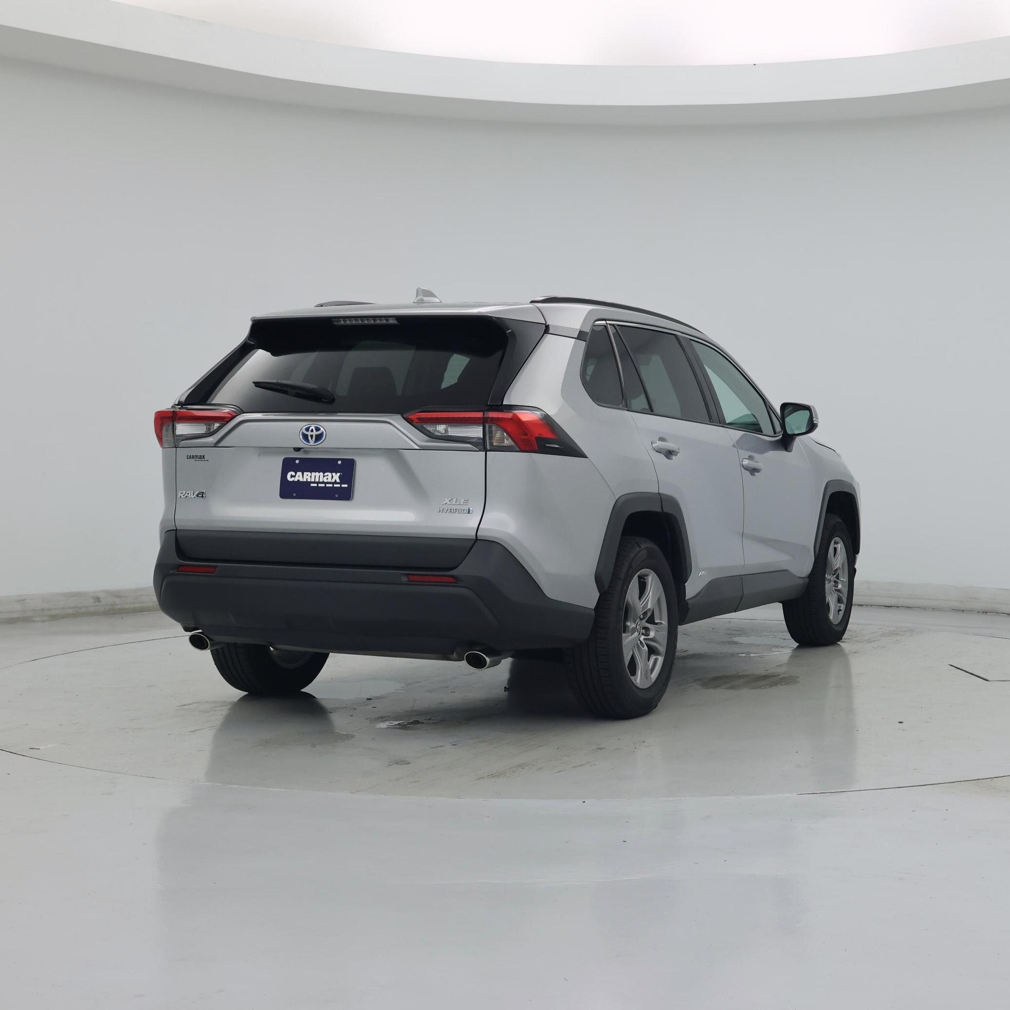 Thumbnail: 2024 Toyota RAV4 - 8