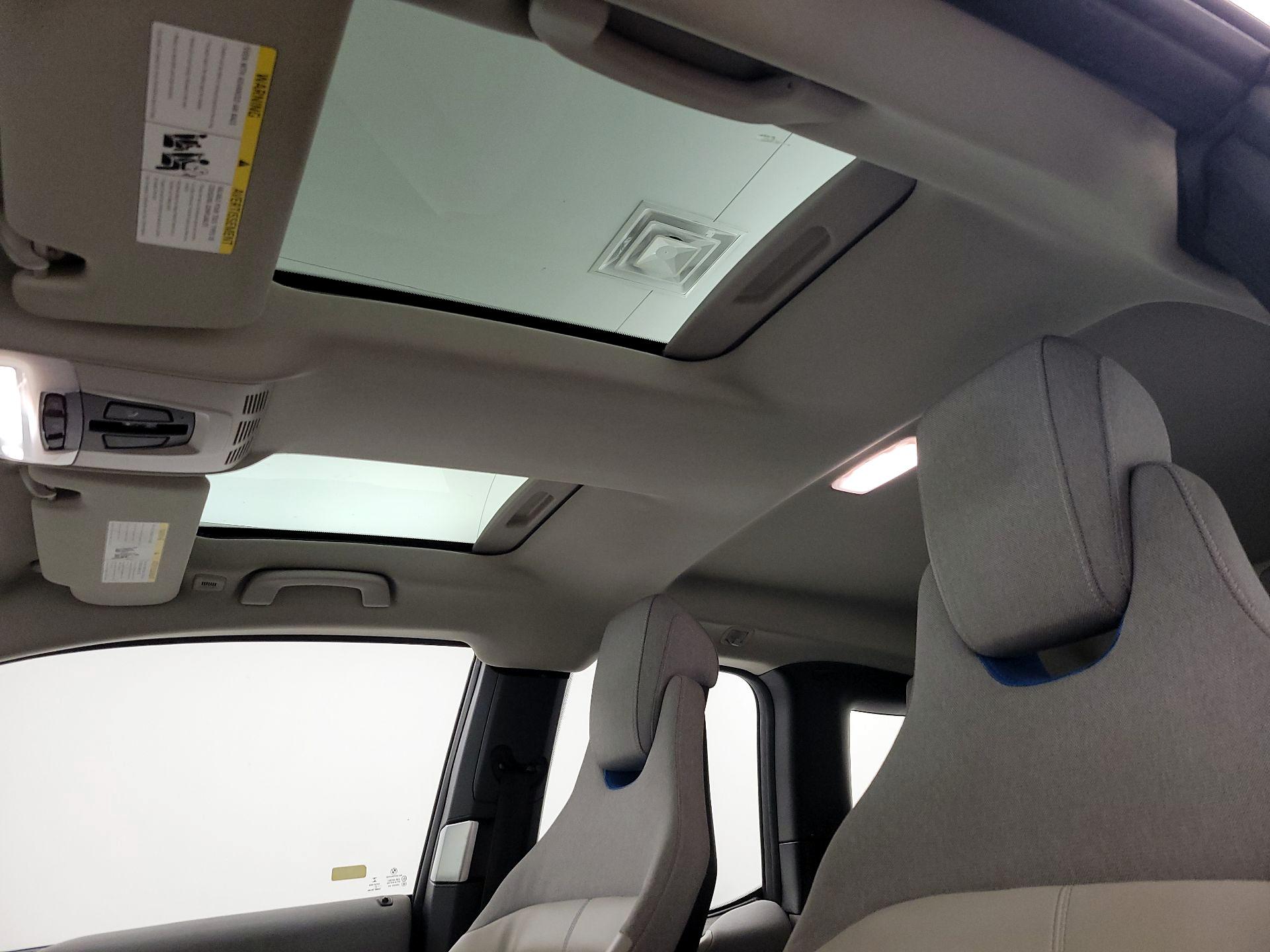 Thumbnail: 2017 BMW i3 - 20