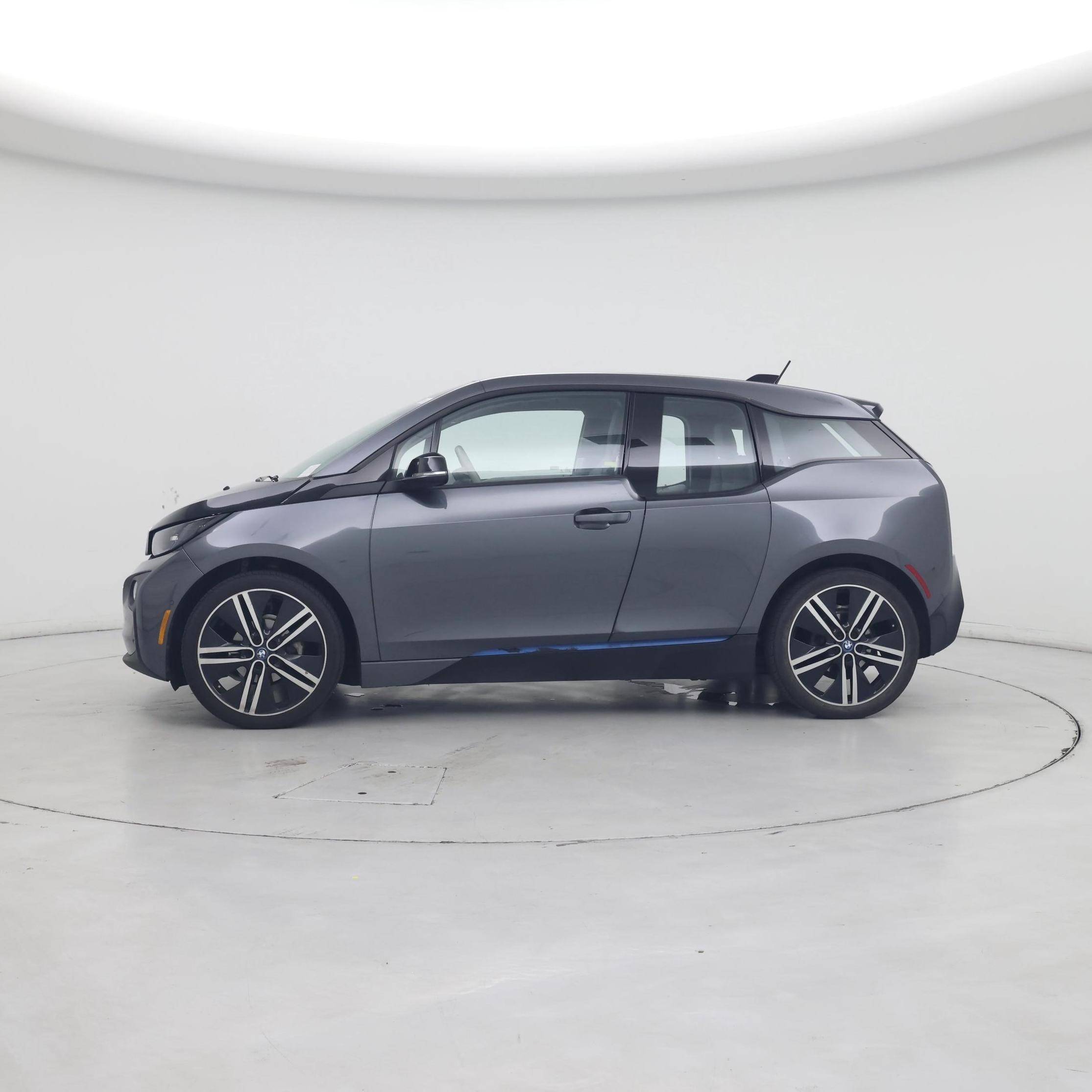 Thumbnail: 2017 BMW i3 - 3