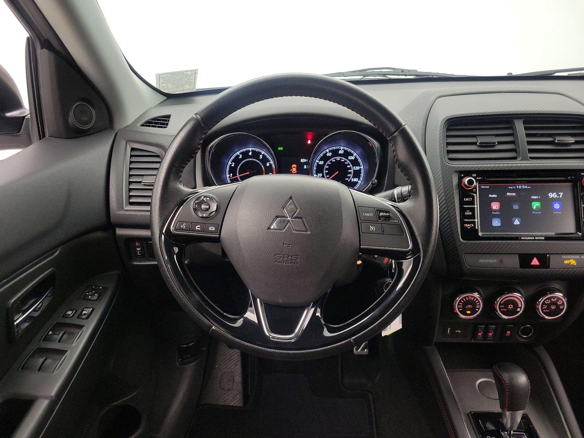 Thumbnail: 2018 Mitsubishi Outlander Sport - 10