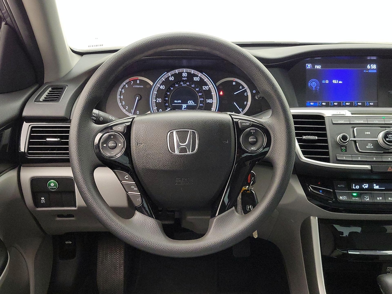 2017 Honda Accord LX - Photo 11