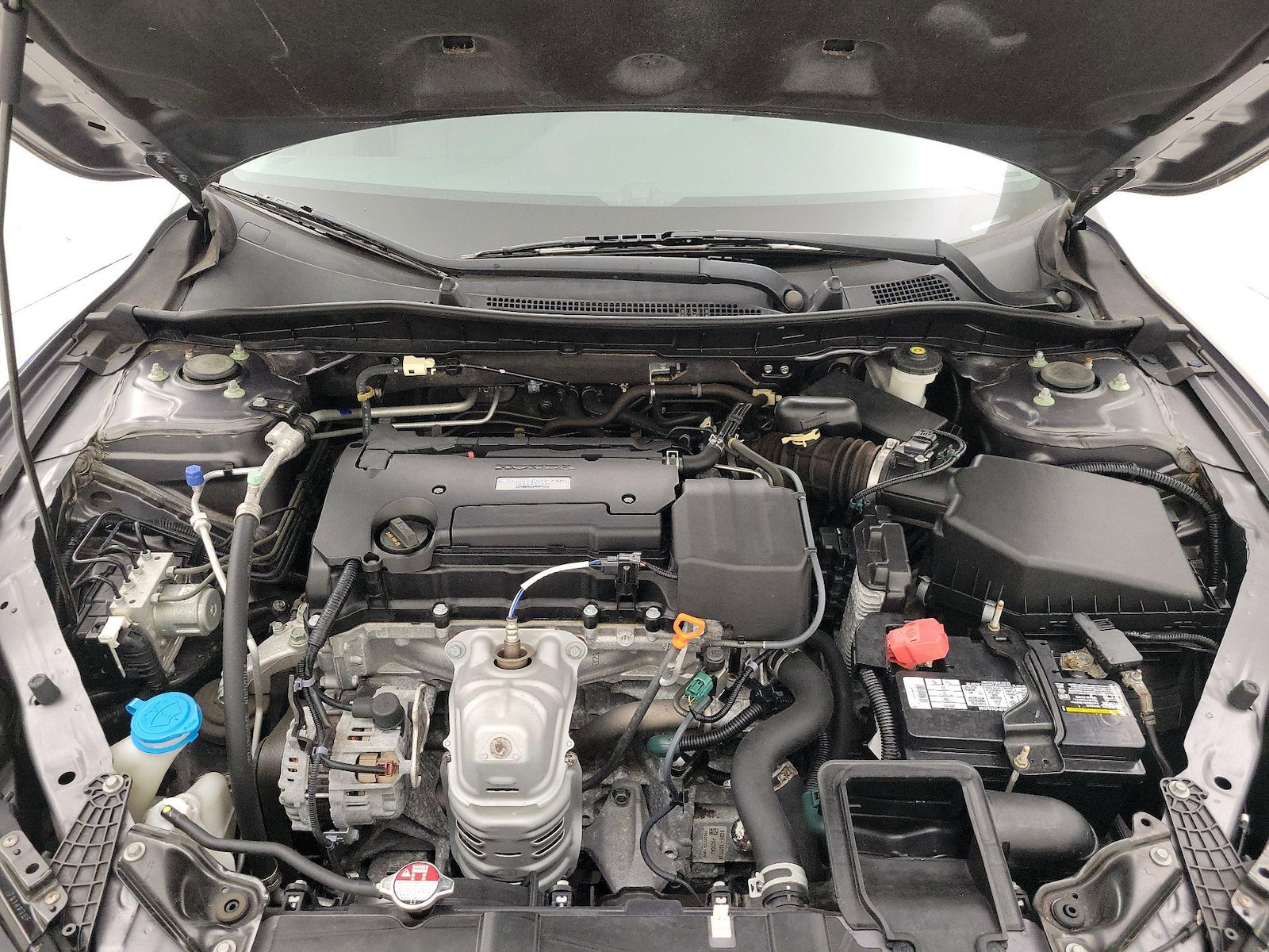 2017 Honda Accord LX - Photo 22