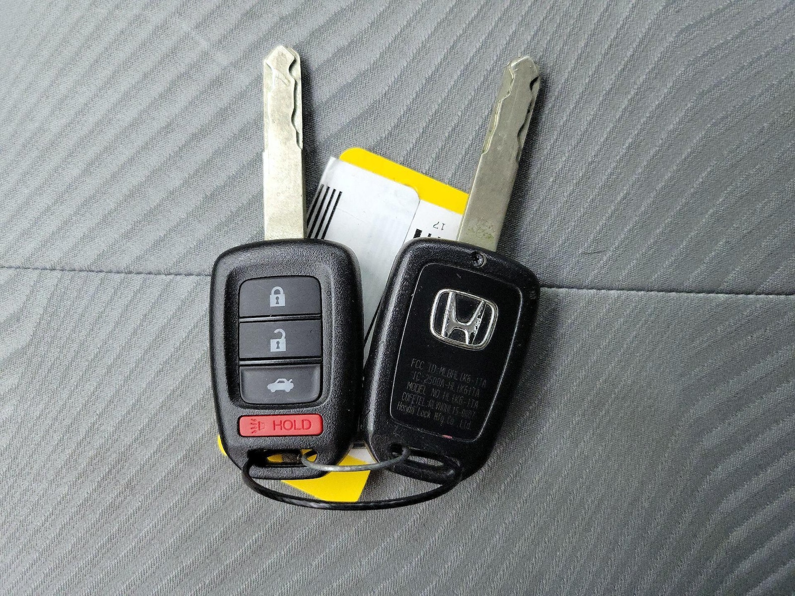 2017 Honda Accord LX - Photo 23