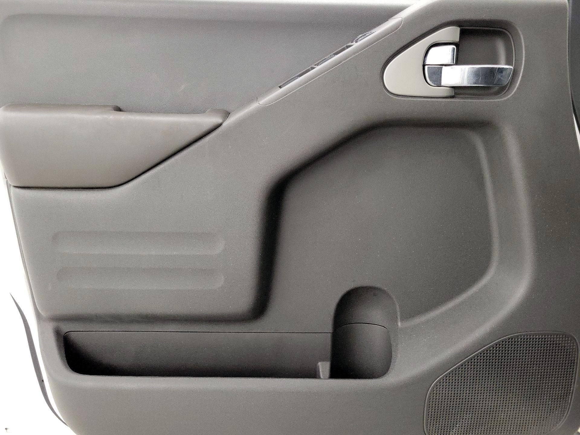 Thumbnail: 2019 Nissan Frontier - 12