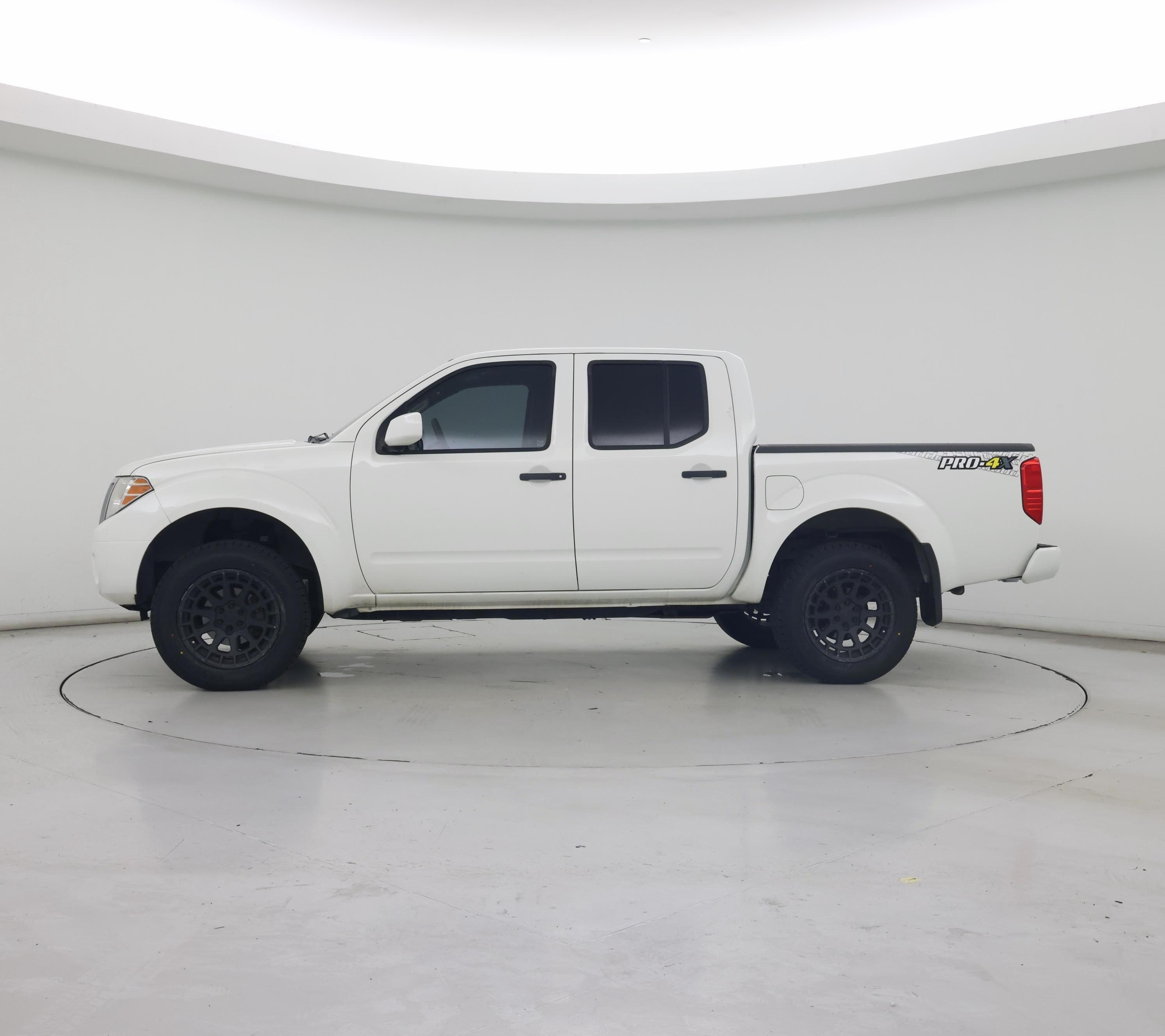 Thumbnail: 2019 Nissan Frontier - 3