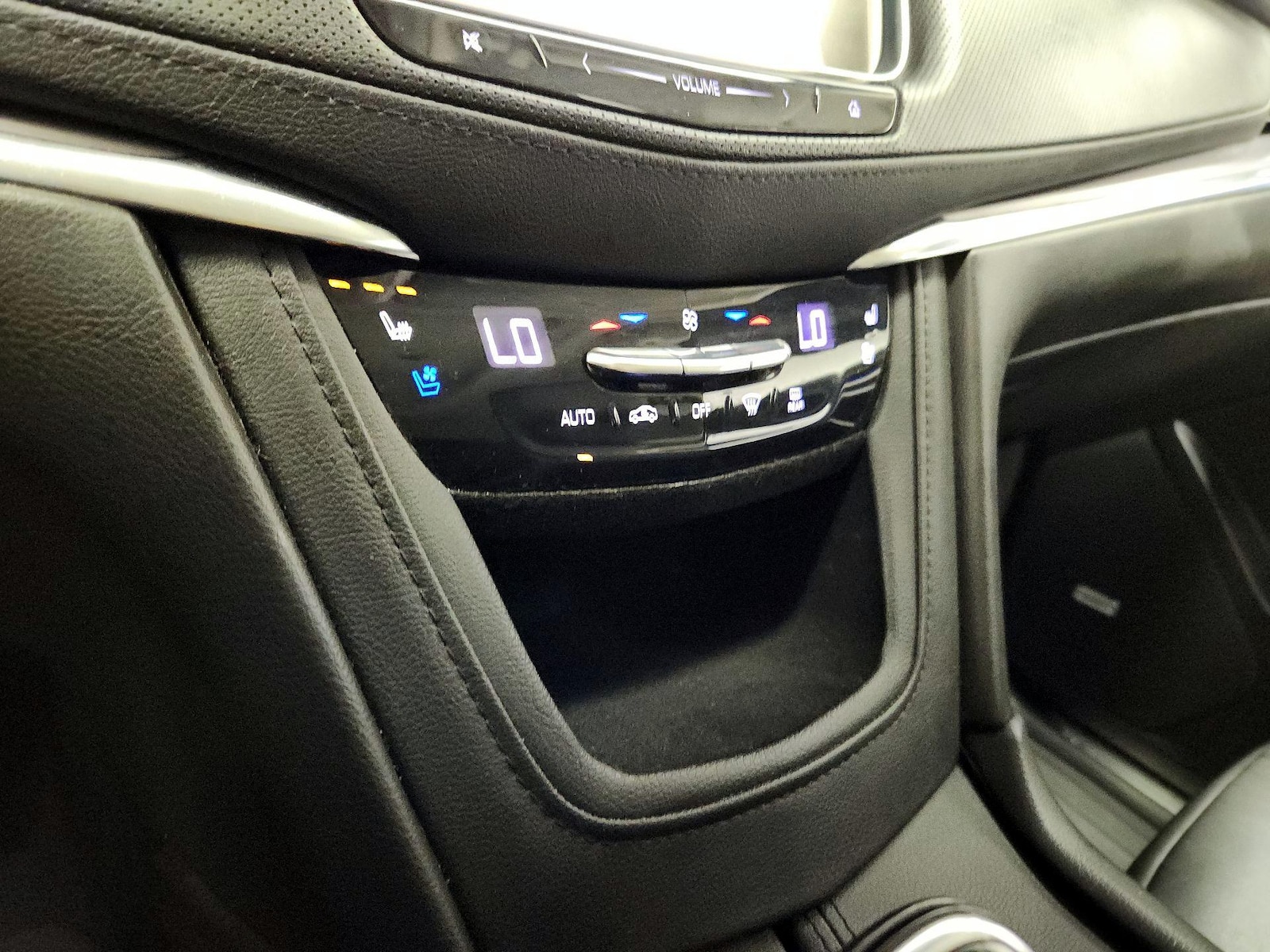 2019 Cadillac XT5 Premium Luxury - Photo 18