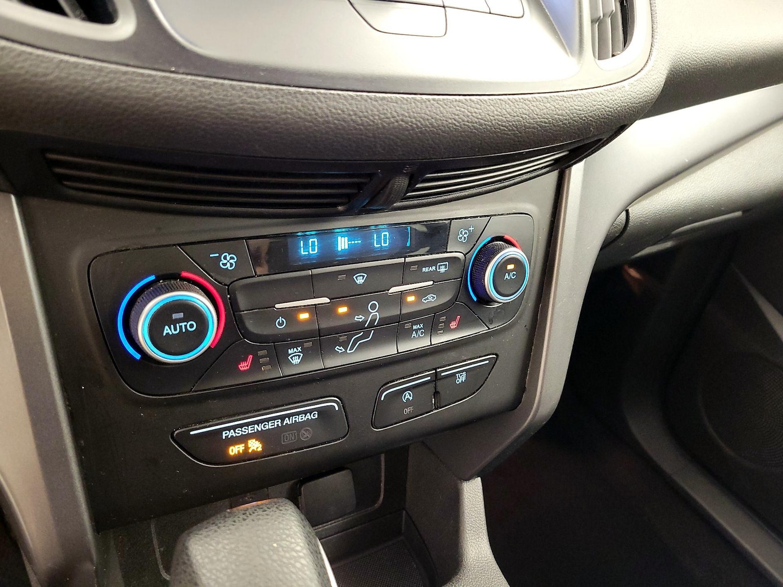 2019 Ford Escape SE - Photo 17