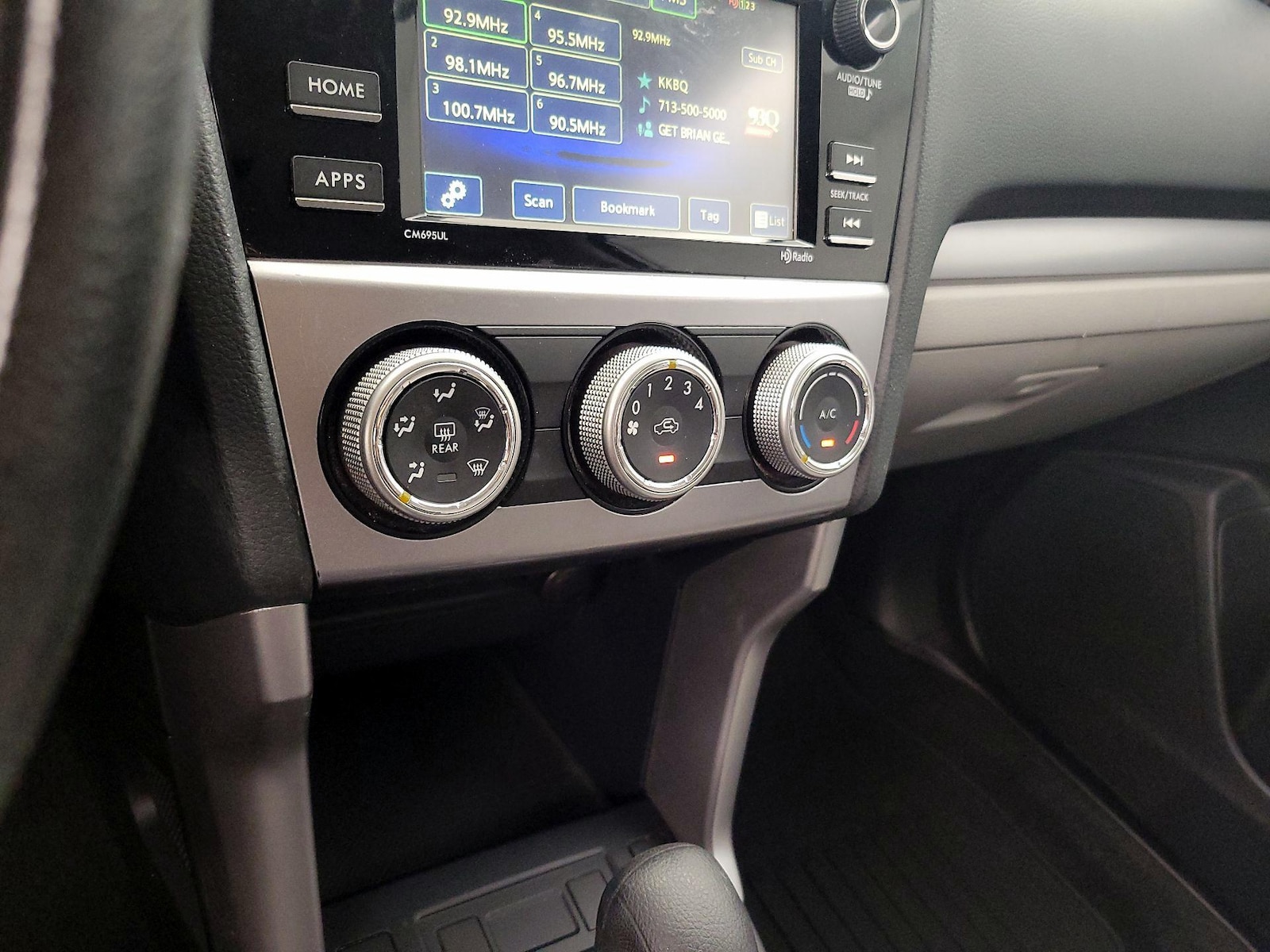 2016 Subaru Forester i - Photo 17