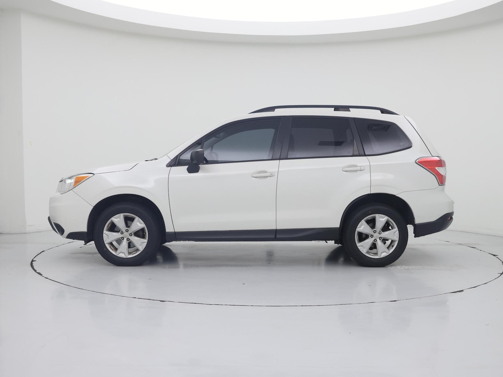 2016 Subaru Forester i - Photo 4