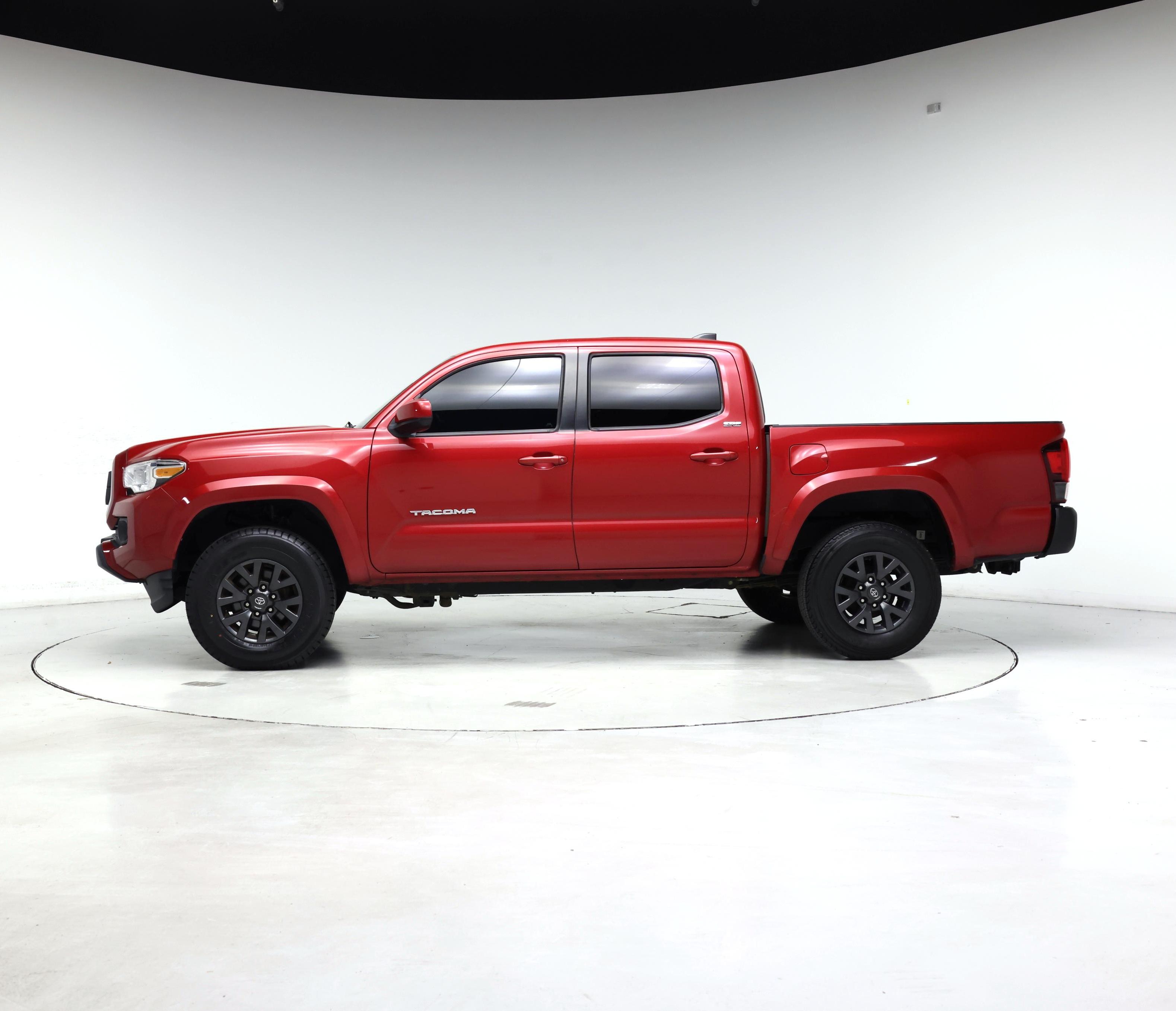 Thumbnail: 2021 Toyota Tacoma - 3