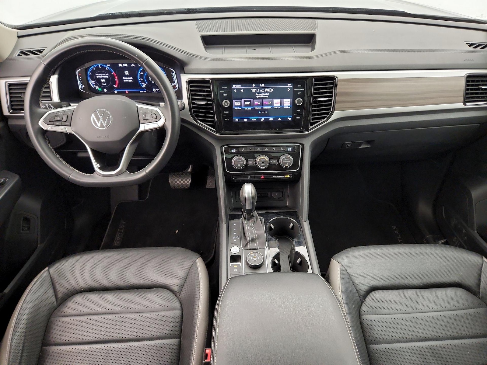 Apple CarPlay® & Android Auto™