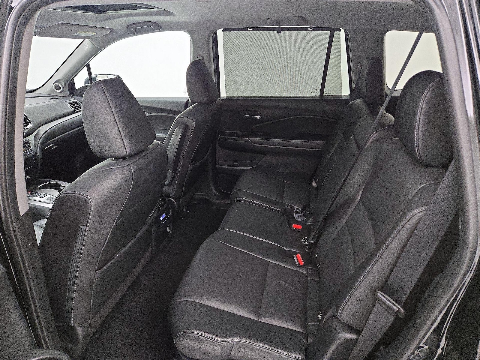 2022 Honda Pilot SE - Photo 21