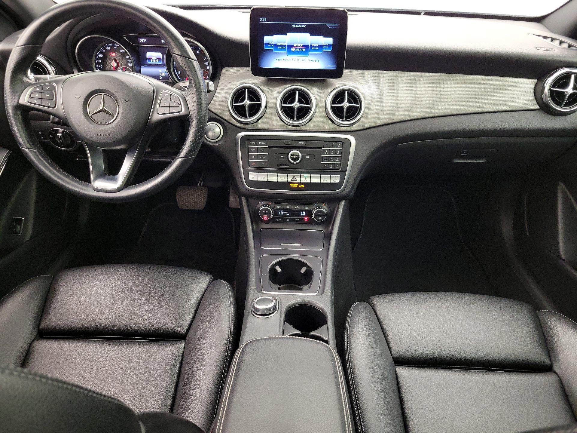 Thumbnail: 2019 Mercedes-Benz GLA - 9