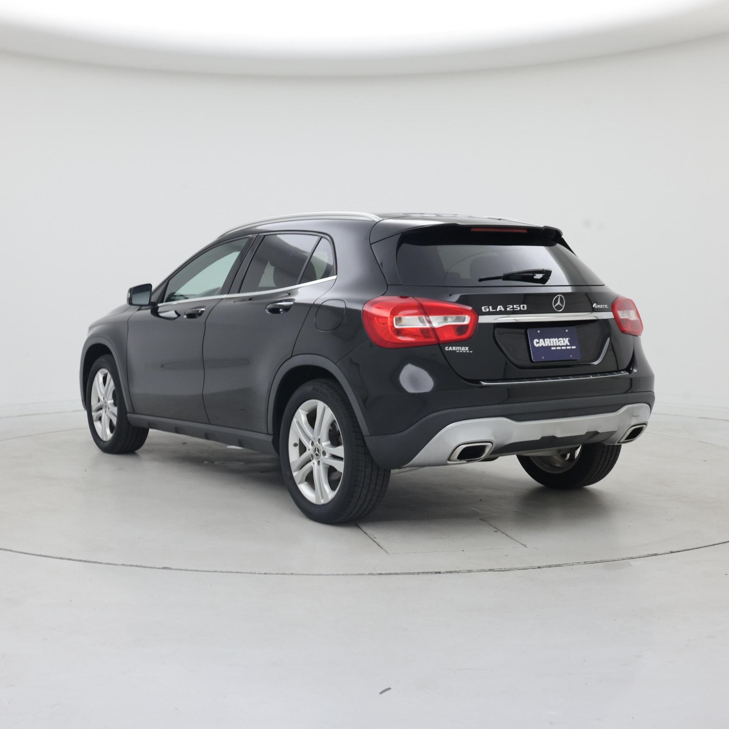 Thumbnail: 2019 Mercedes-Benz GLA - 2