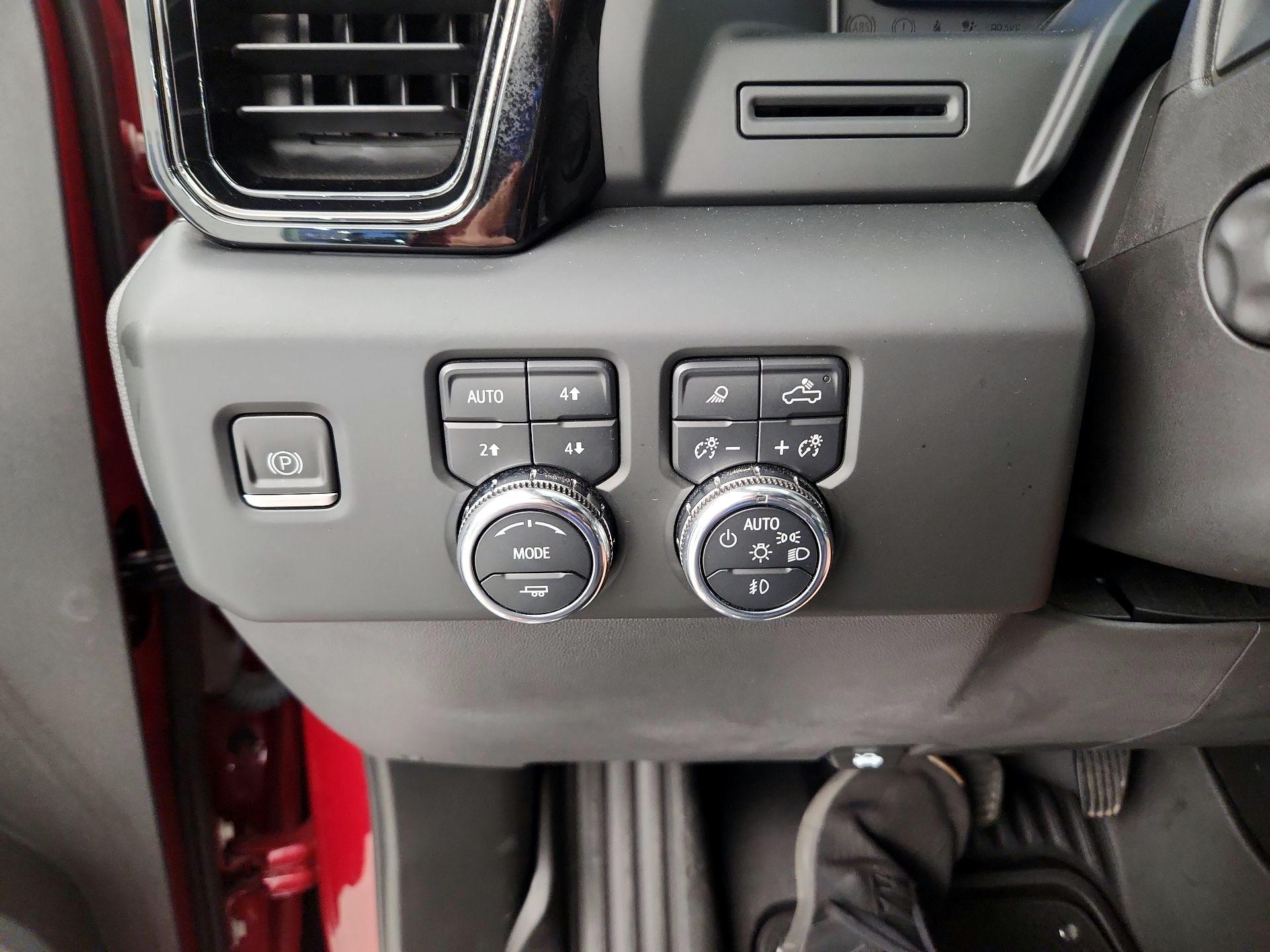 Thumbnail: 2023 GMC Sierra 1500 - 13