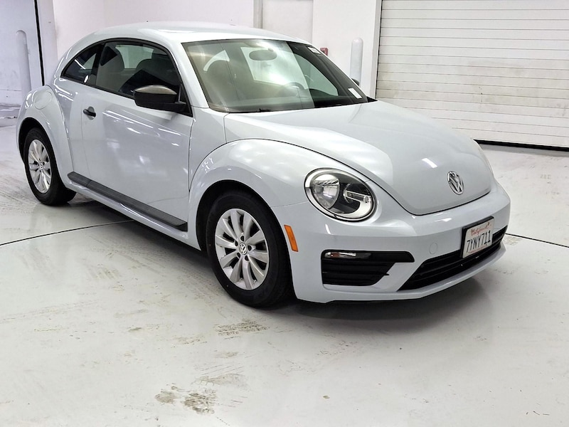 2017 Volkswagen Beetle S -
                  Murrieta, CA