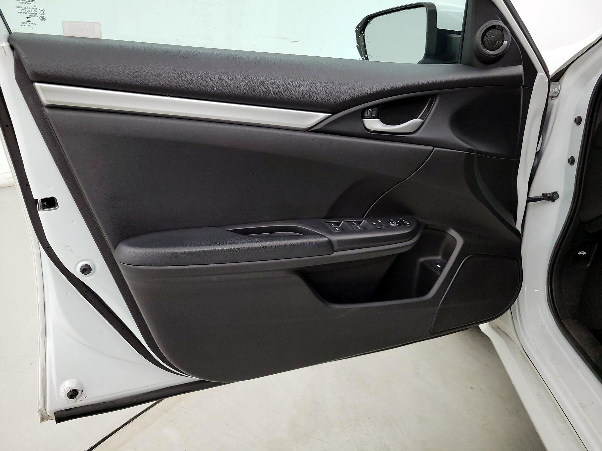 Thumbnail: 2020 Honda Civic - 10