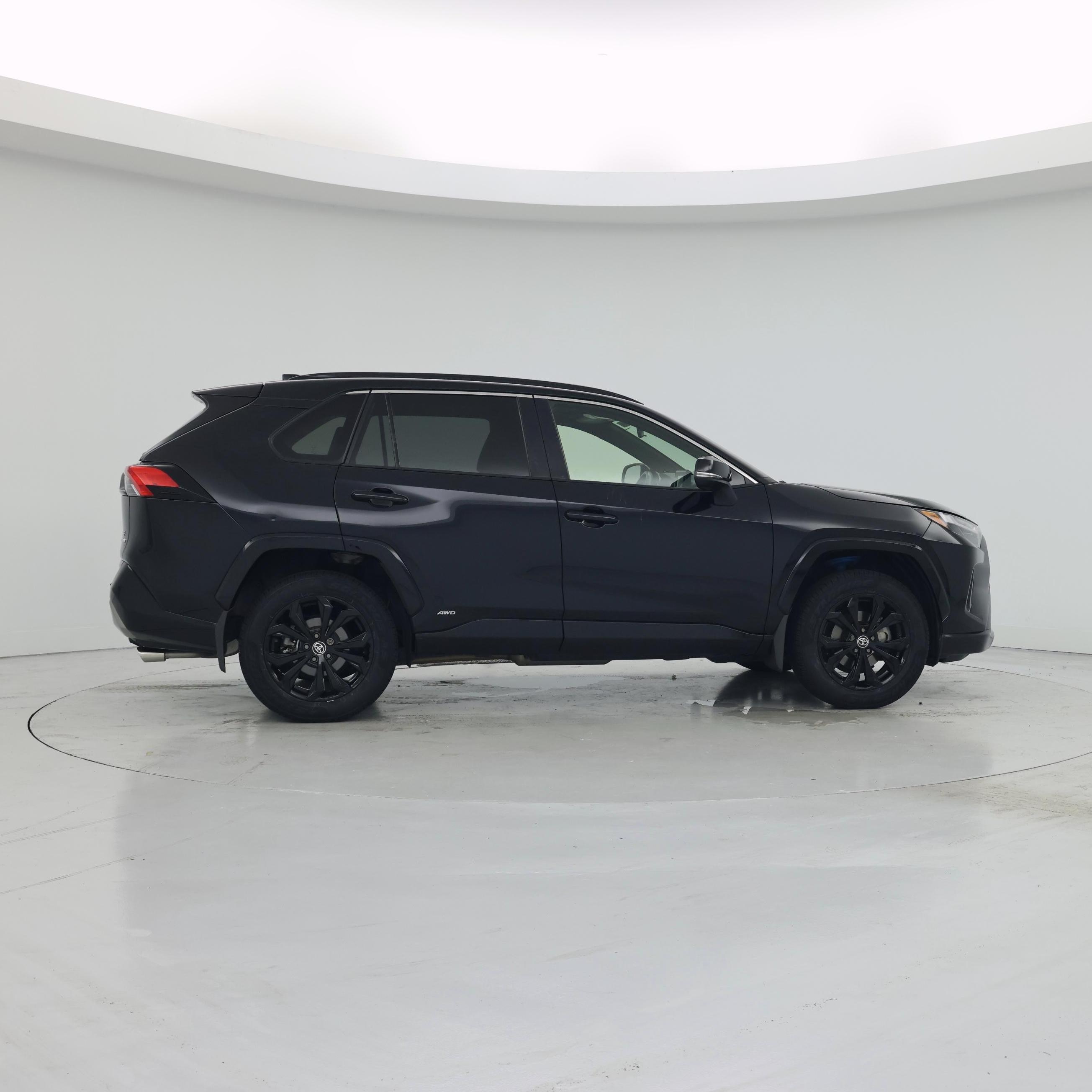Thumbnail: 2022 Toyota RAV4 - 7
