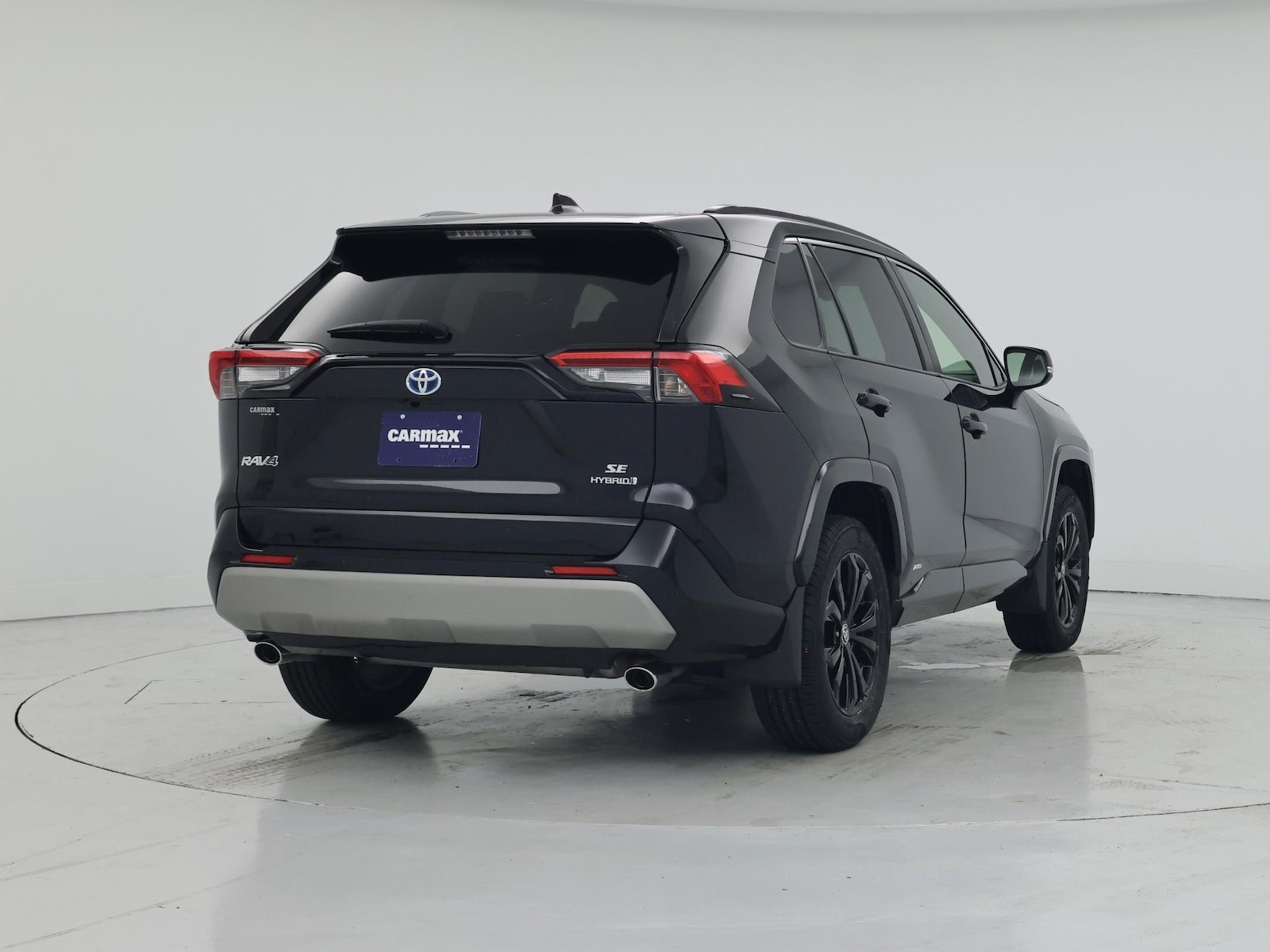 2022 Toyota RAV4 SE - Photo 9