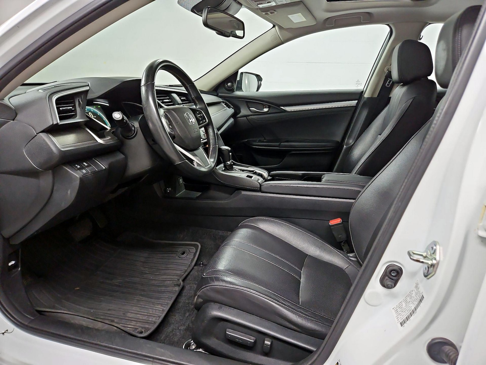 2016 Honda Civic Touring - Photo 12