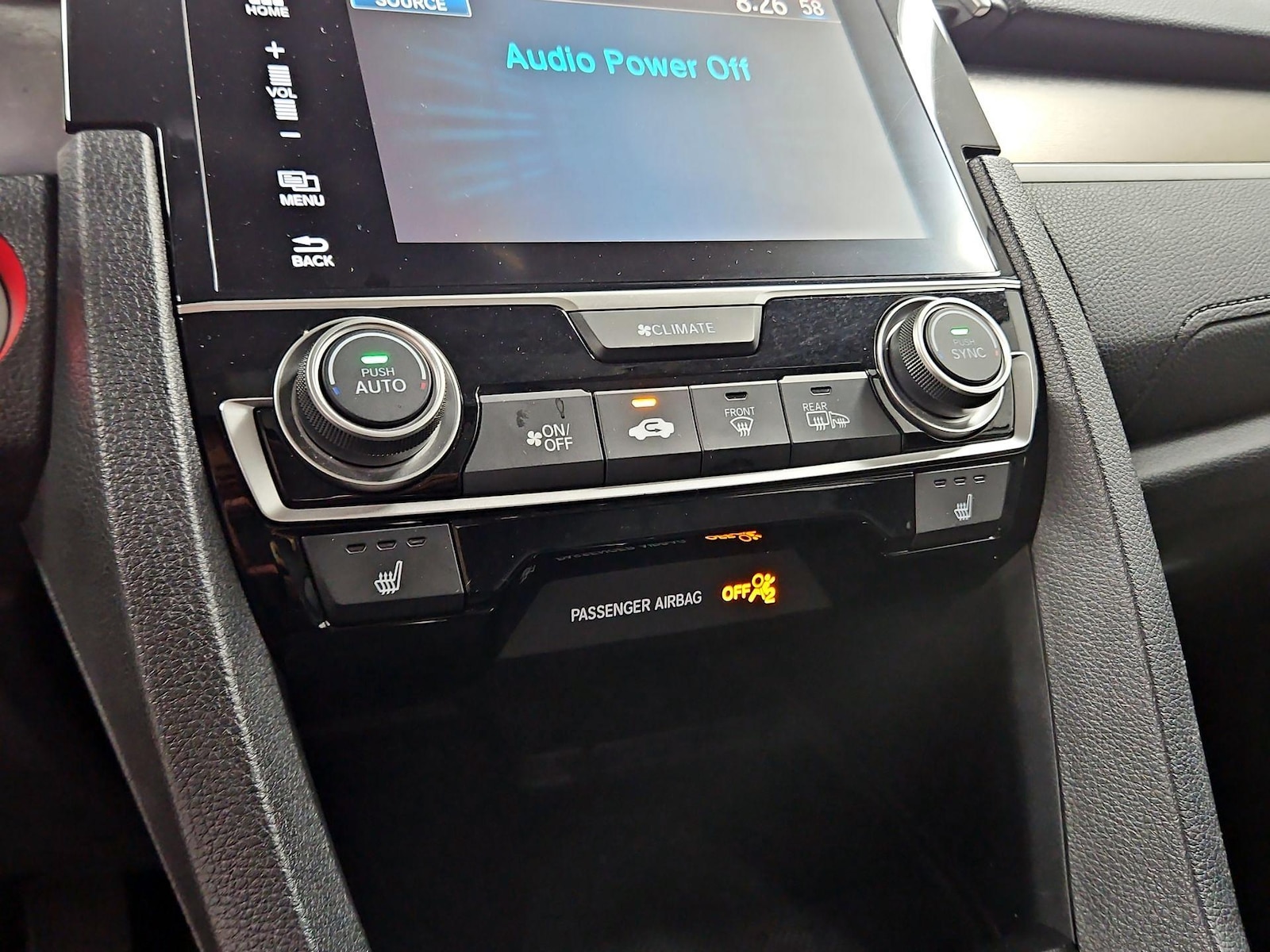 2016 Honda Civic Touring - Photo 17