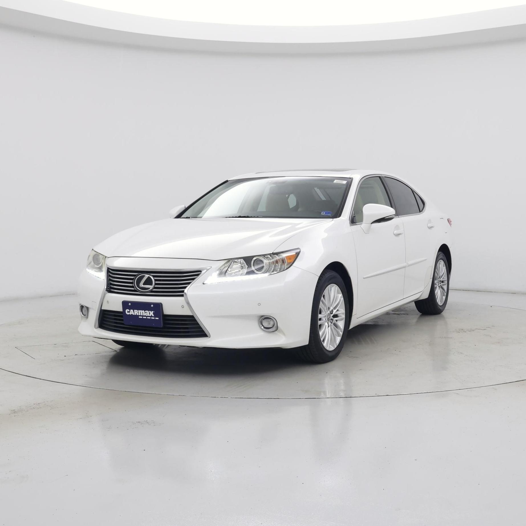 Thumbnail: 2014 Lexus ES - 4