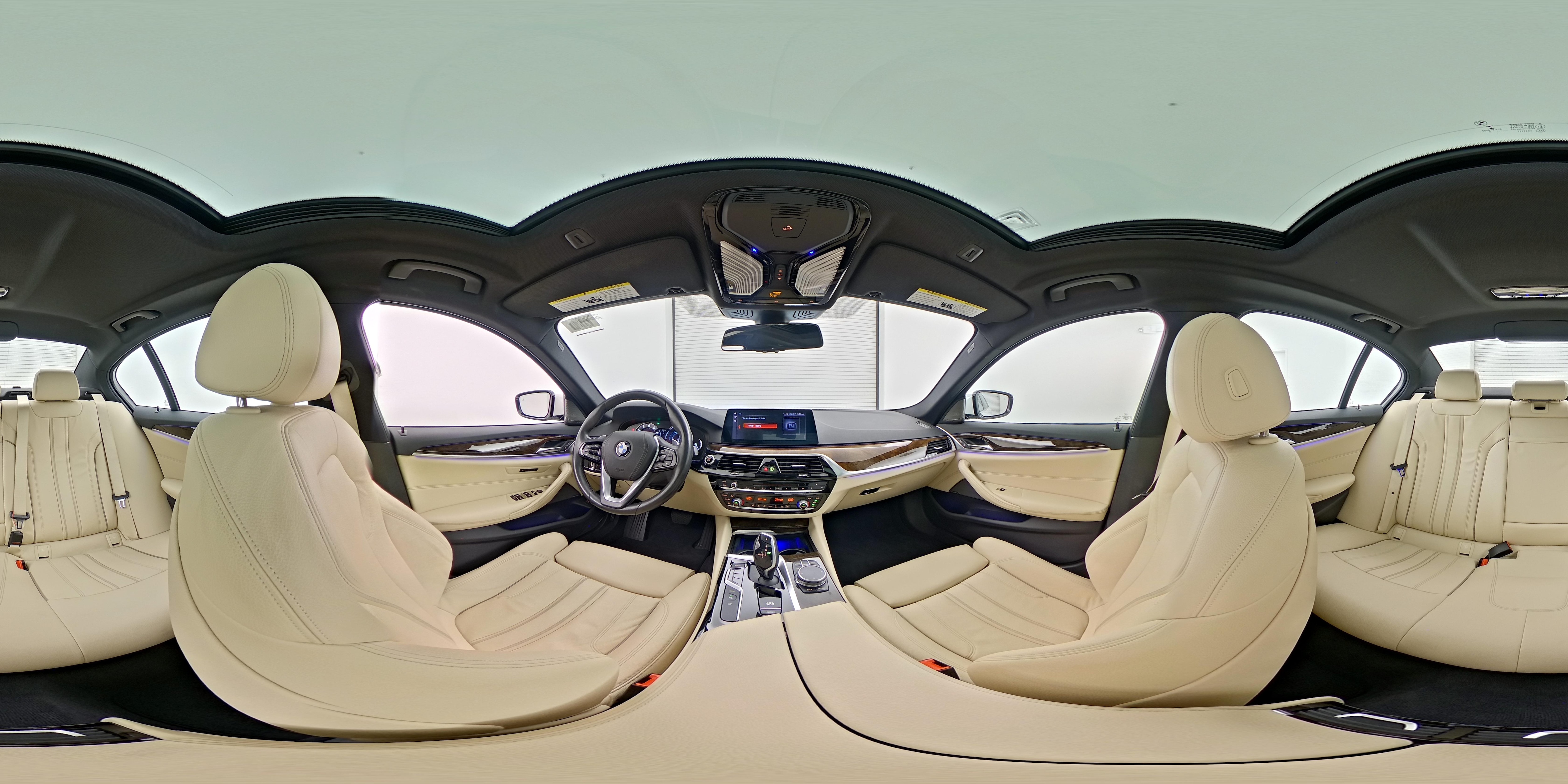 2019 BMW 5 Series 530e - Photo 27